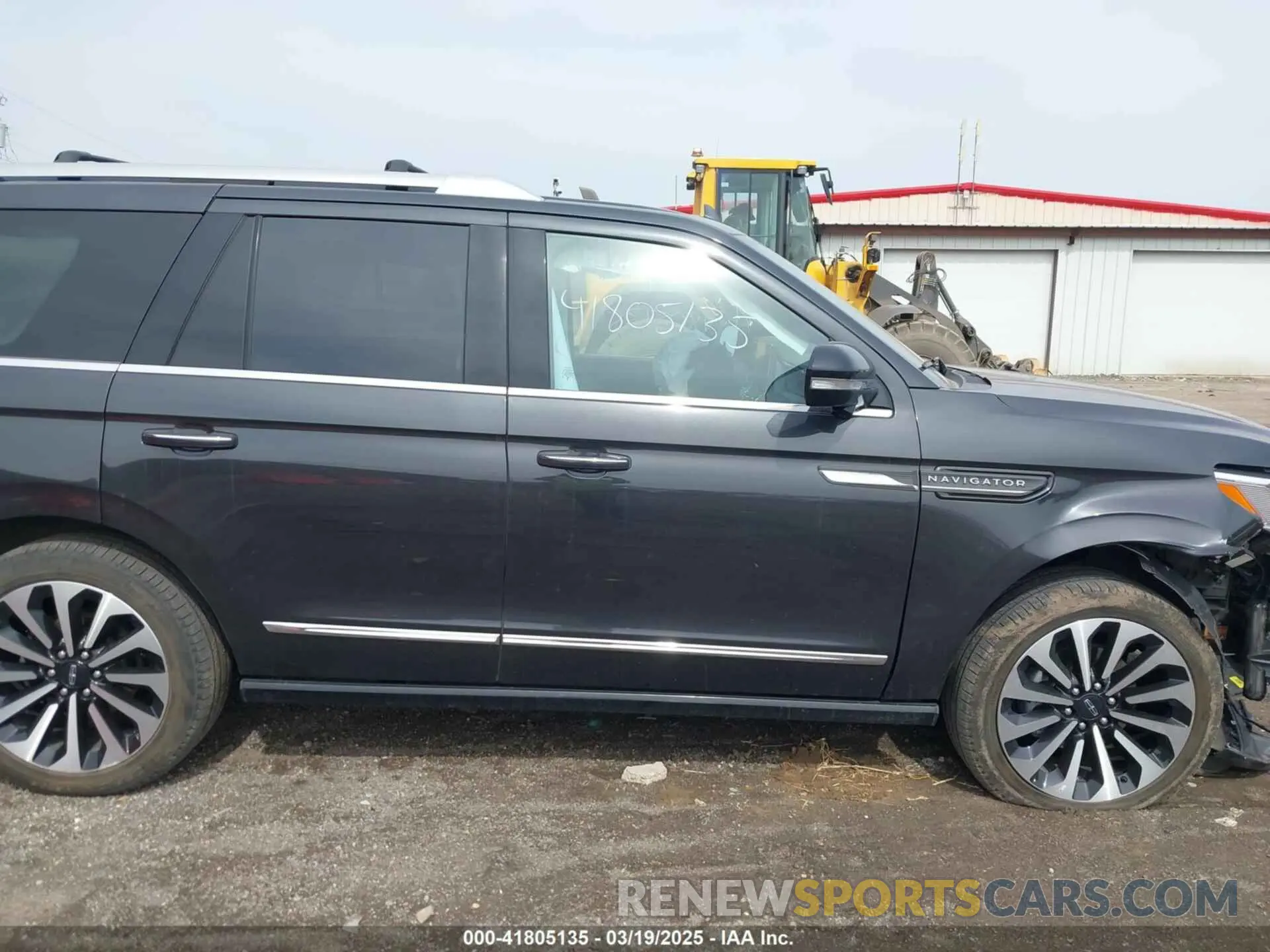 13 Photograph of a damaged car 5LMJJ2LG6PEL10553 LINCOLN NAVIGATOR 2023