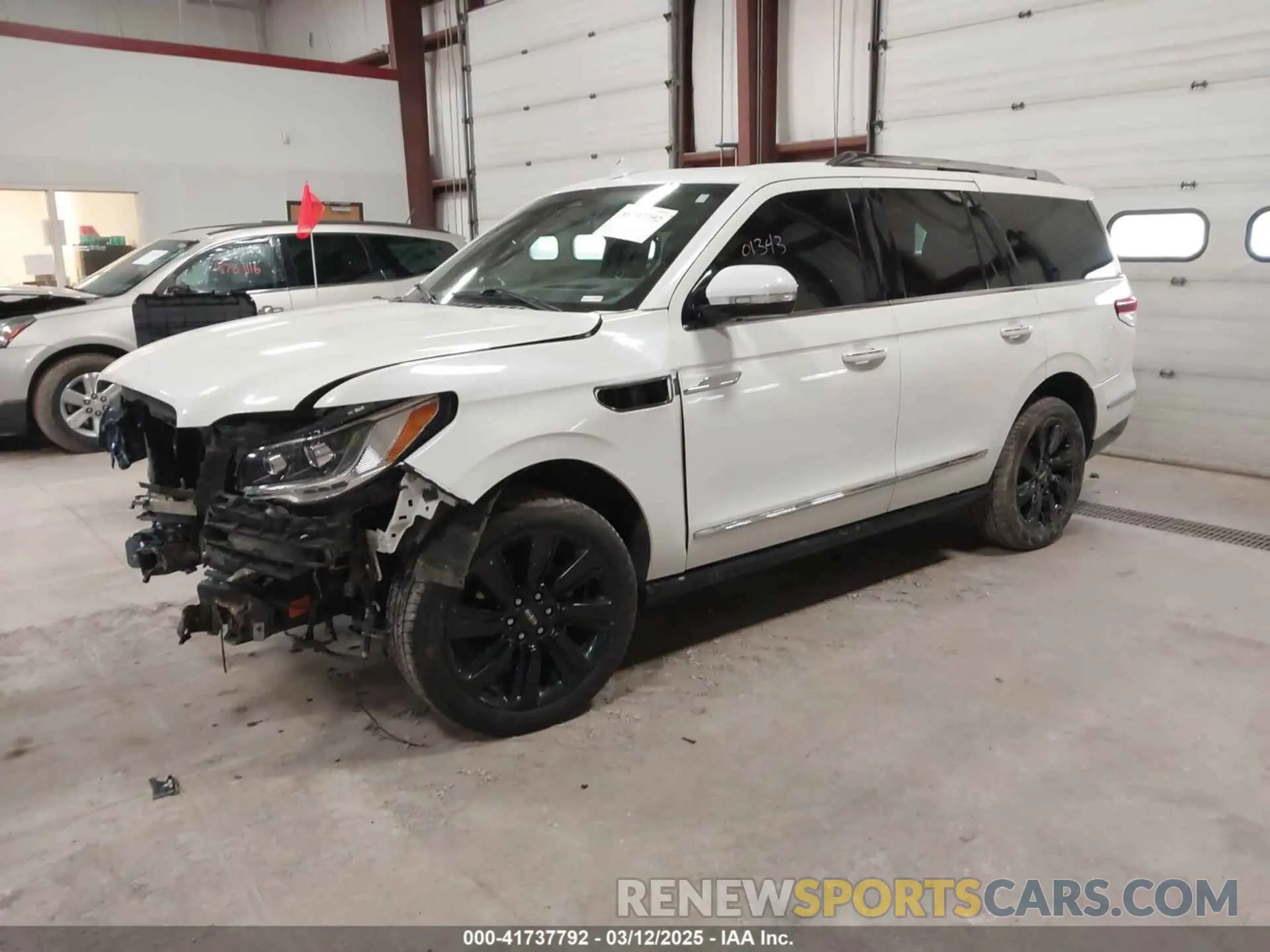 2 Photograph of a damaged car 5LMJJ2LG8PEL01434 LINCOLN NAVIGATOR 2023
