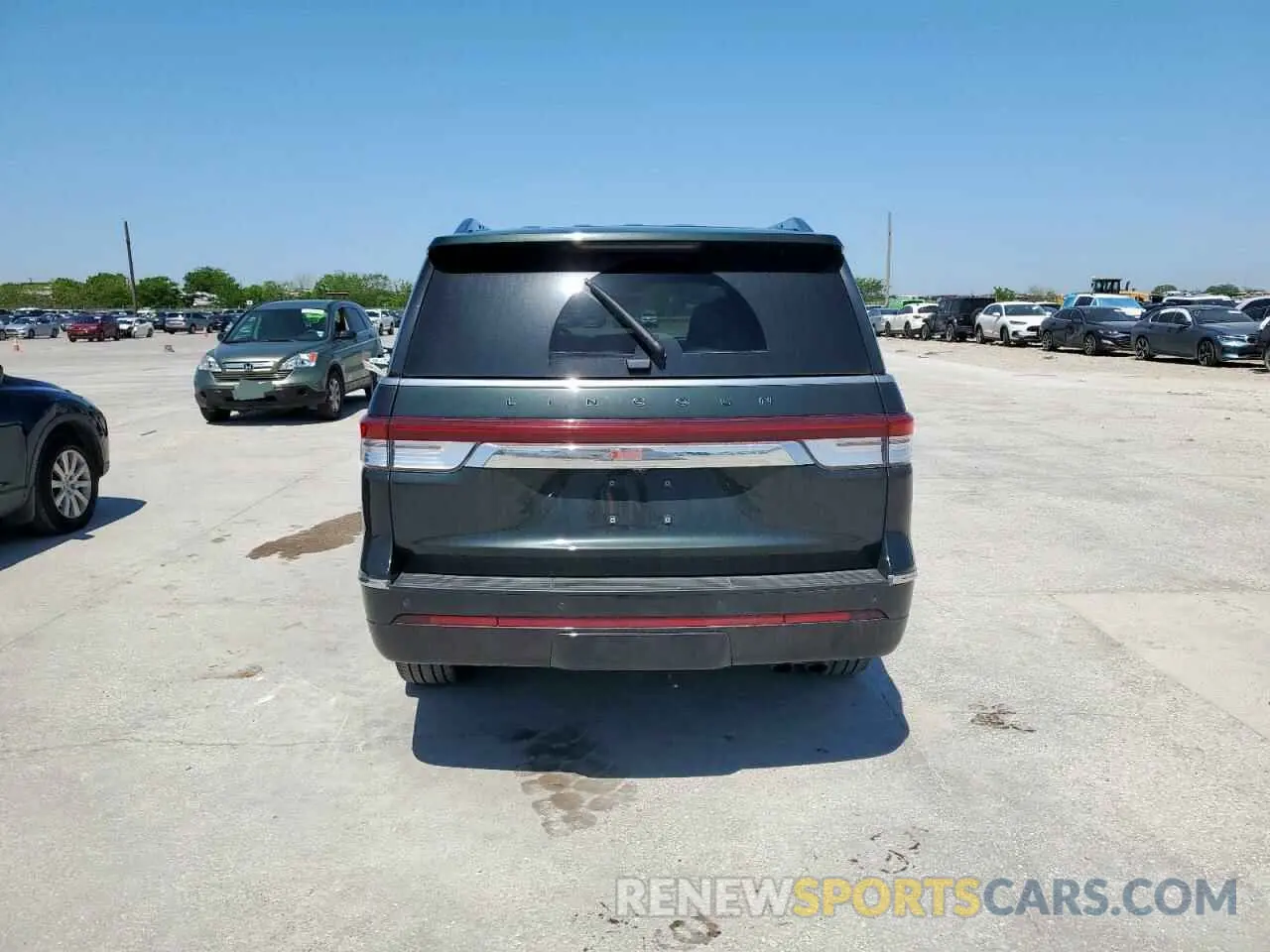 6 Photograph of a damaged car 5LMJJ2TG6PEL06907 LINCOLN NAVIGATOR 2023