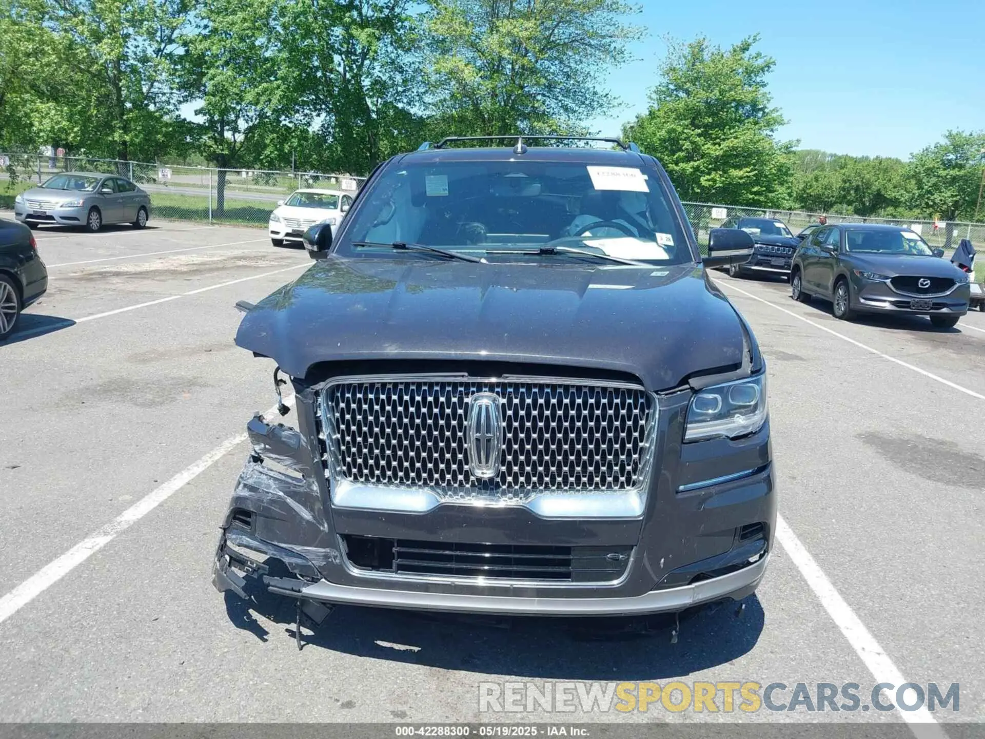 12 Photograph of a damaged car 5LMJJ3LG9PEL01903 LINCOLN NAVIGATOR 2023