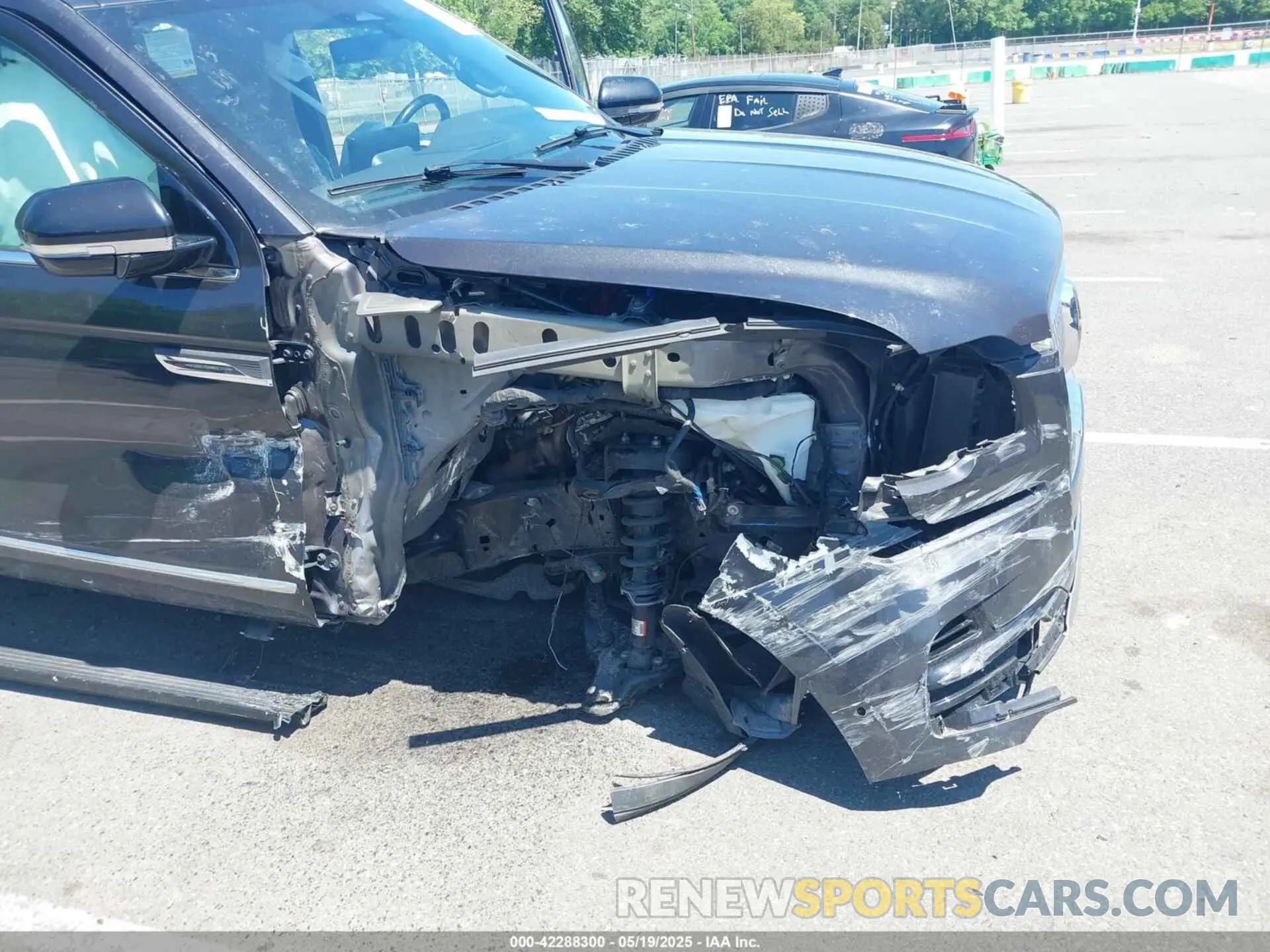 6 Photograph of a damaged car 5LMJJ3LG9PEL01903 LINCOLN NAVIGATOR 2023