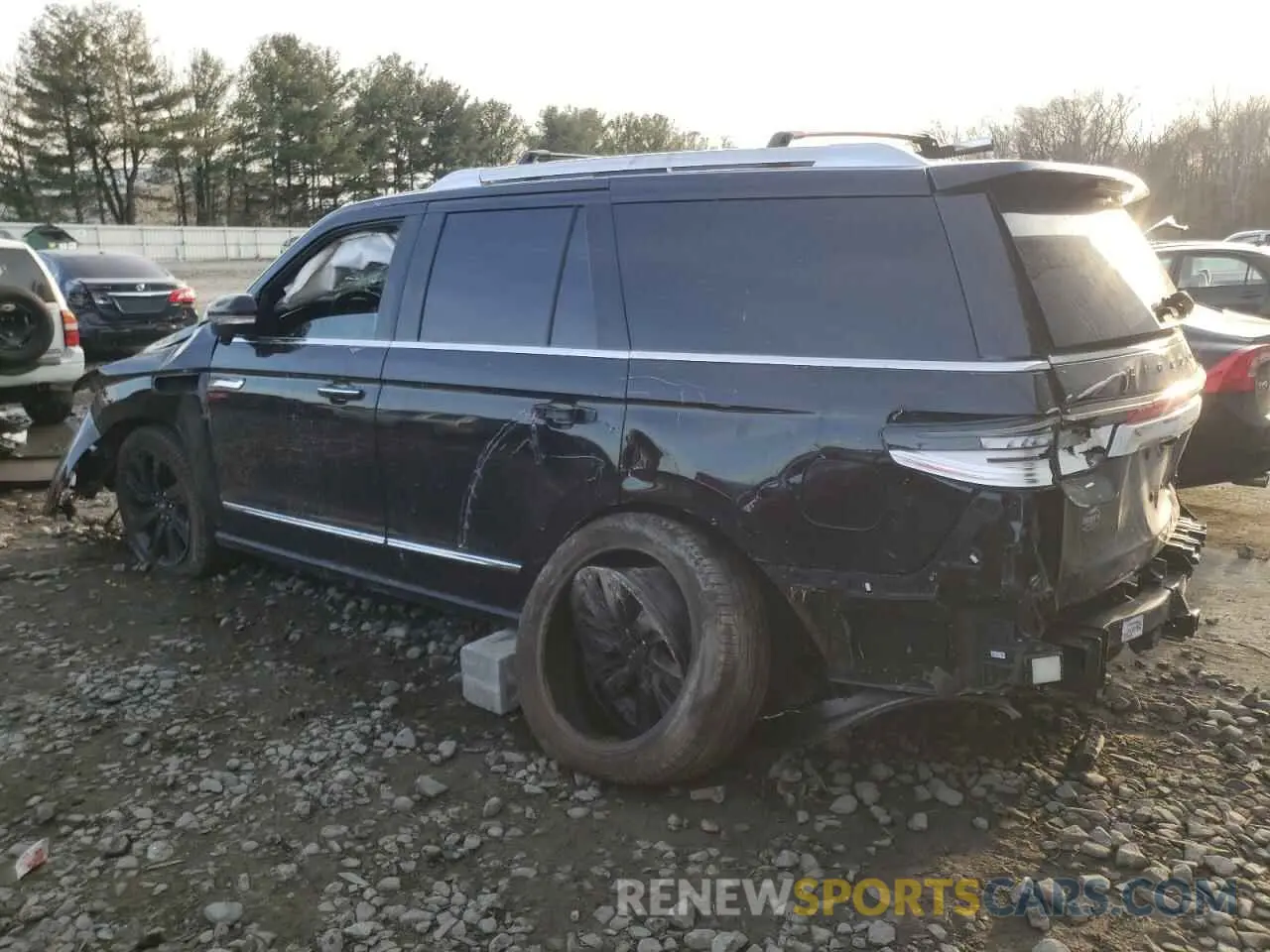 2 Photograph of a damaged car 5LMJJ2LG3REL05460 LINCOLN NAVIGATOR 2024