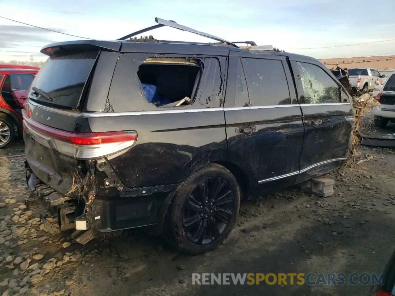 3 Photograph of a damaged car 5LMJJ2LG3REL05460 LINCOLN NAVIGATOR 2024