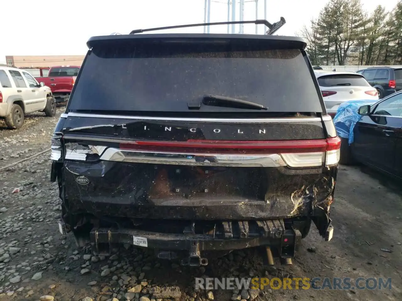 6 Photograph of a damaged car 5LMJJ2LG3REL05460 LINCOLN NAVIGATOR 2024