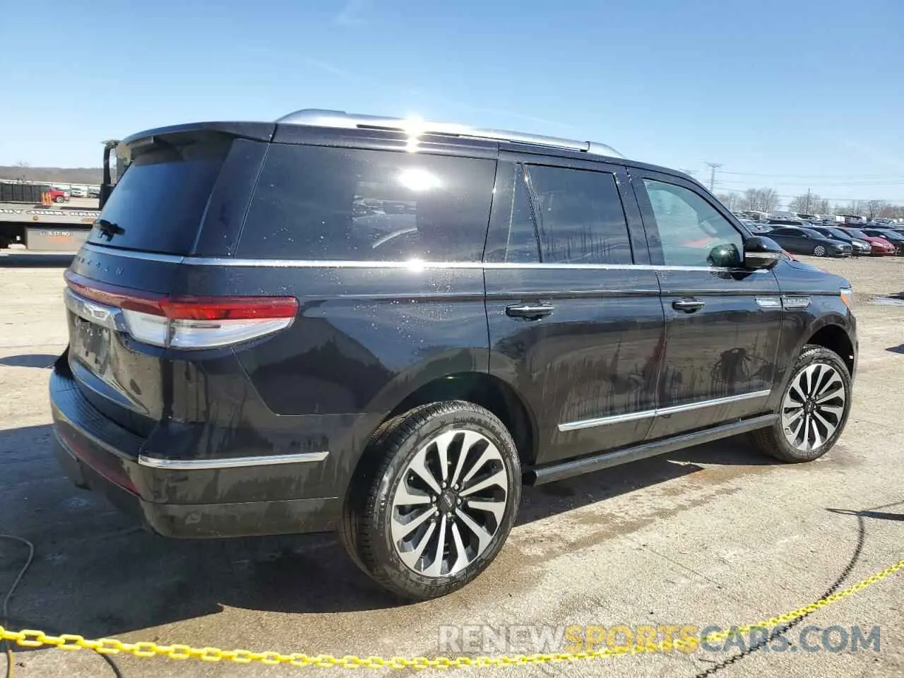 3 Photograph of a damaged car 5LMJJ2LG7REL21113 LINCOLN NAVIGATOR 2024