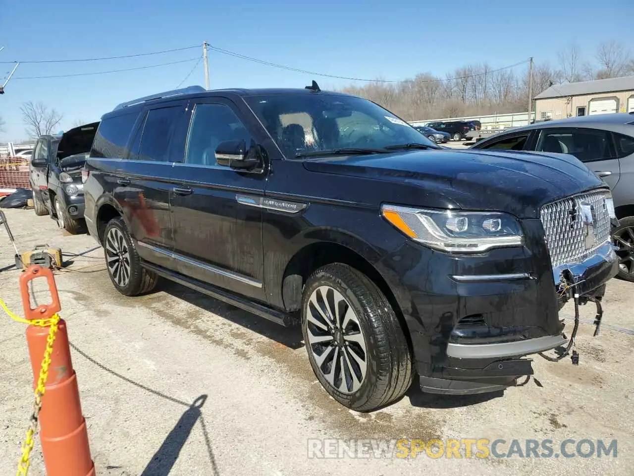 4 Photograph of a damaged car 5LMJJ2LG7REL21113 LINCOLN NAVIGATOR 2024