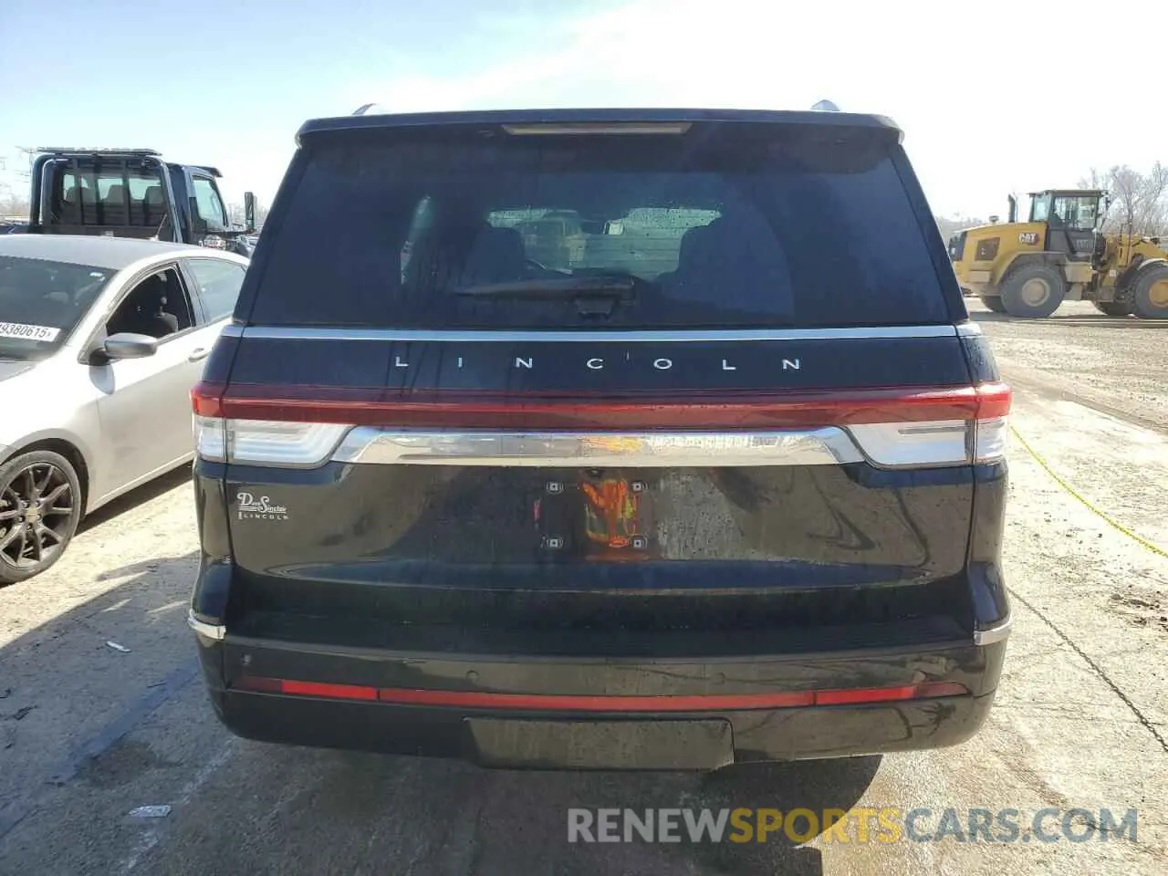 6 Photograph of a damaged car 5LMJJ2LG7REL21113 LINCOLN NAVIGATOR 2024
