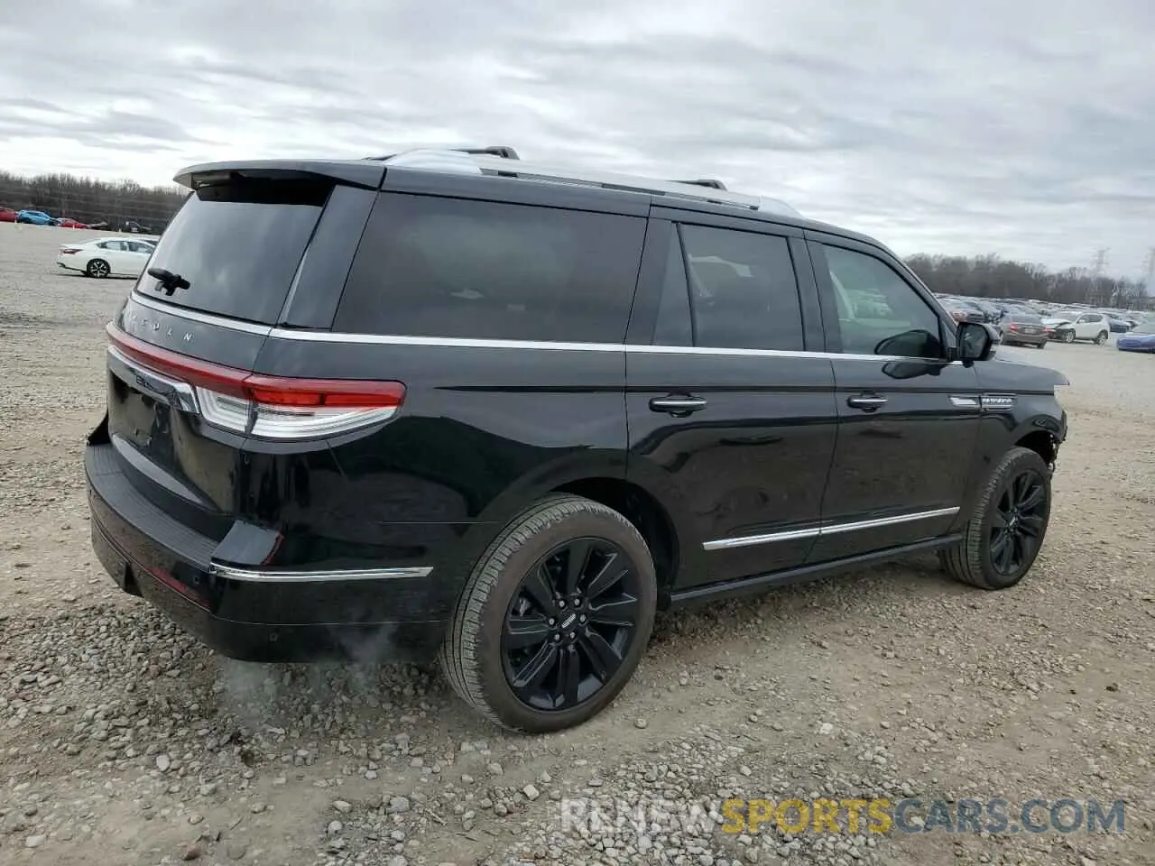 3 Photograph of a damaged car 5LMJJ2LG8REL18608 LINCOLN NAVIGATOR 2024