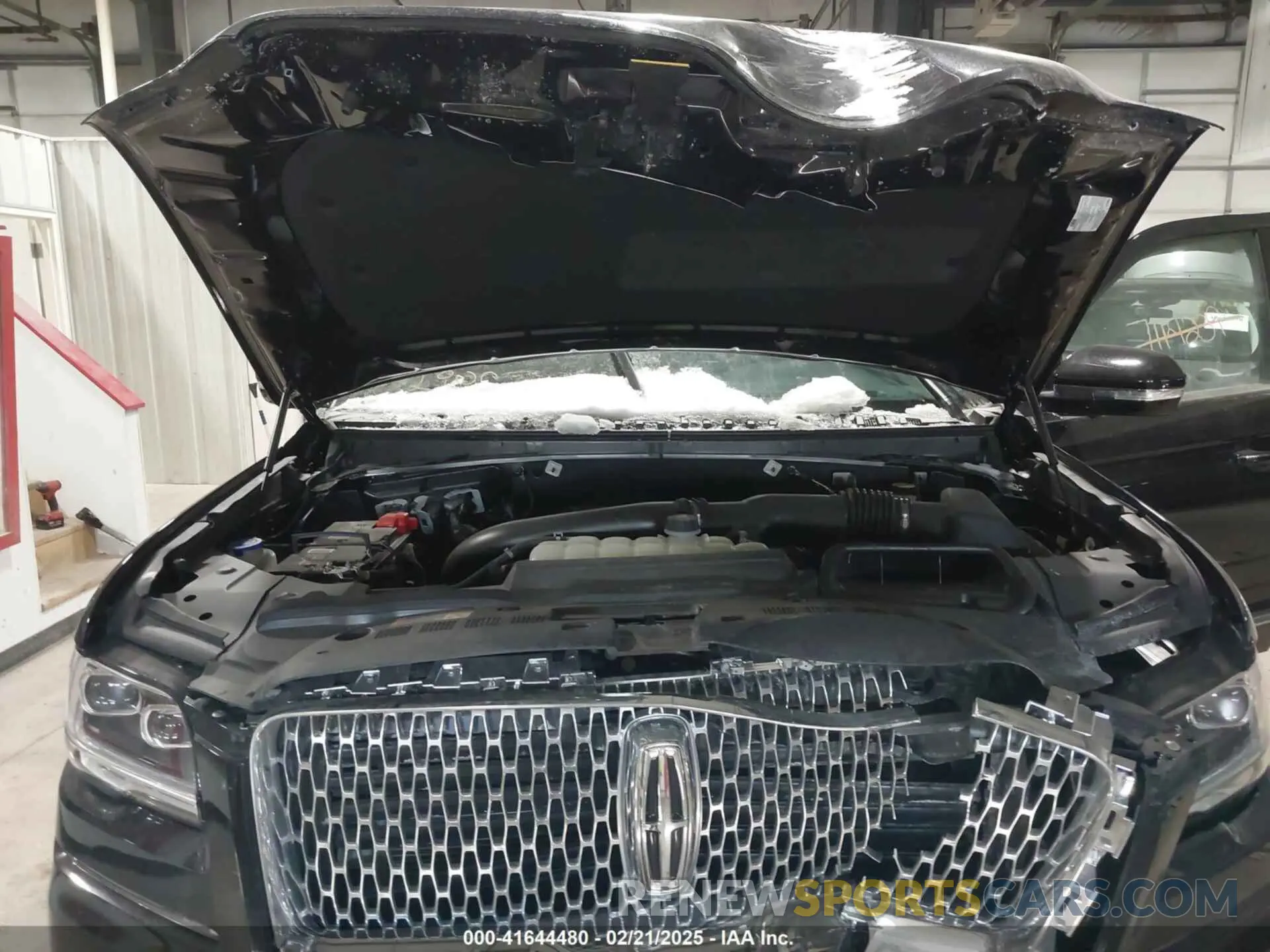 10 Photograph of a damaged car 5LMJJ3NG7REL21633 LINCOLN NAVIGATOR 2024