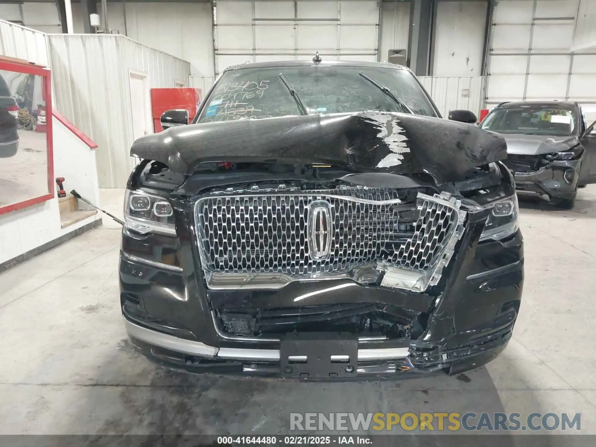 12 Photograph of a damaged car 5LMJJ3NG7REL21633 LINCOLN NAVIGATOR 2024