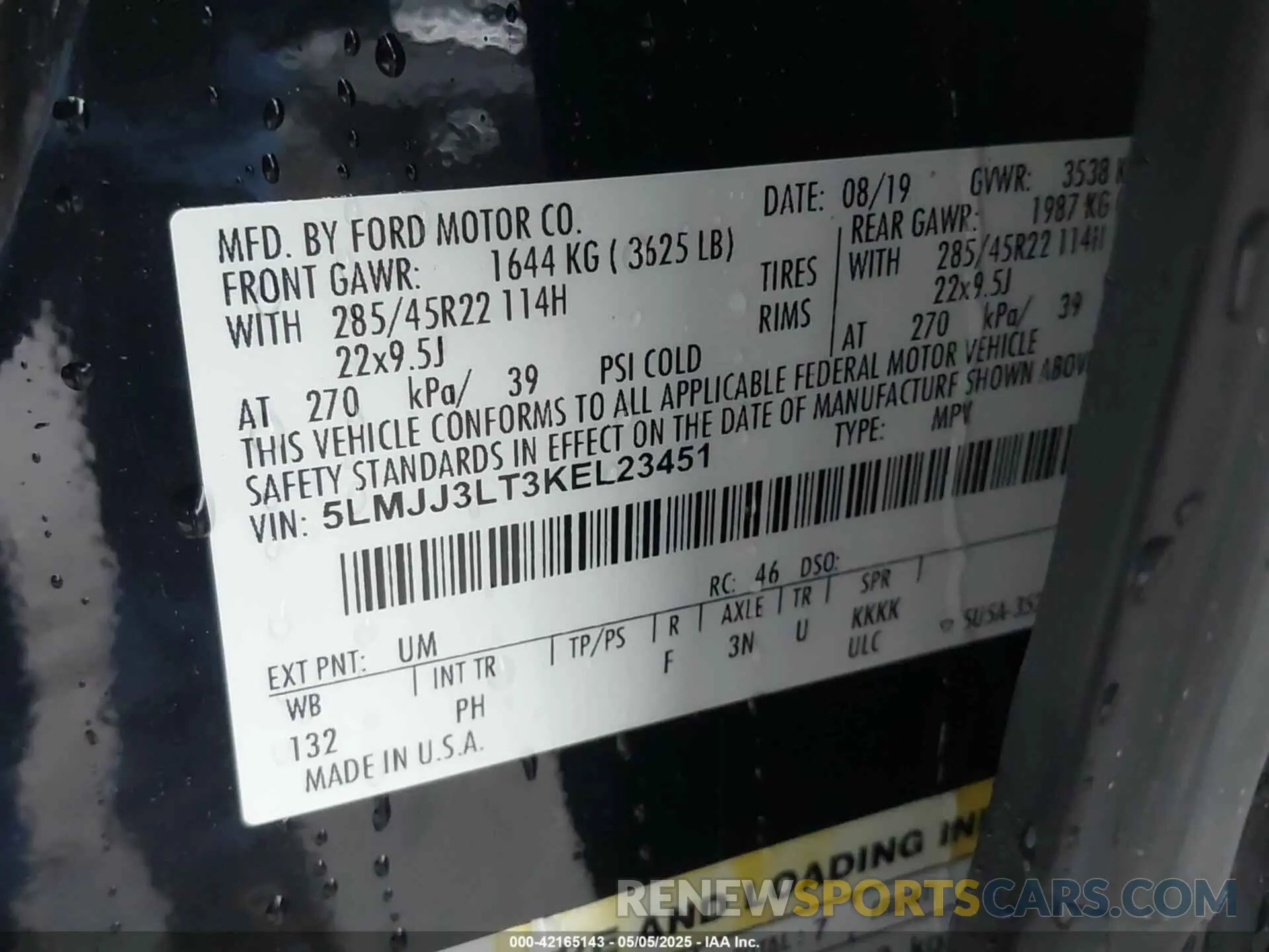 9 Photograph of a damaged car 5LMJJ3LT3KEL23451 LINCOLN NAVIGATOR L 2019
