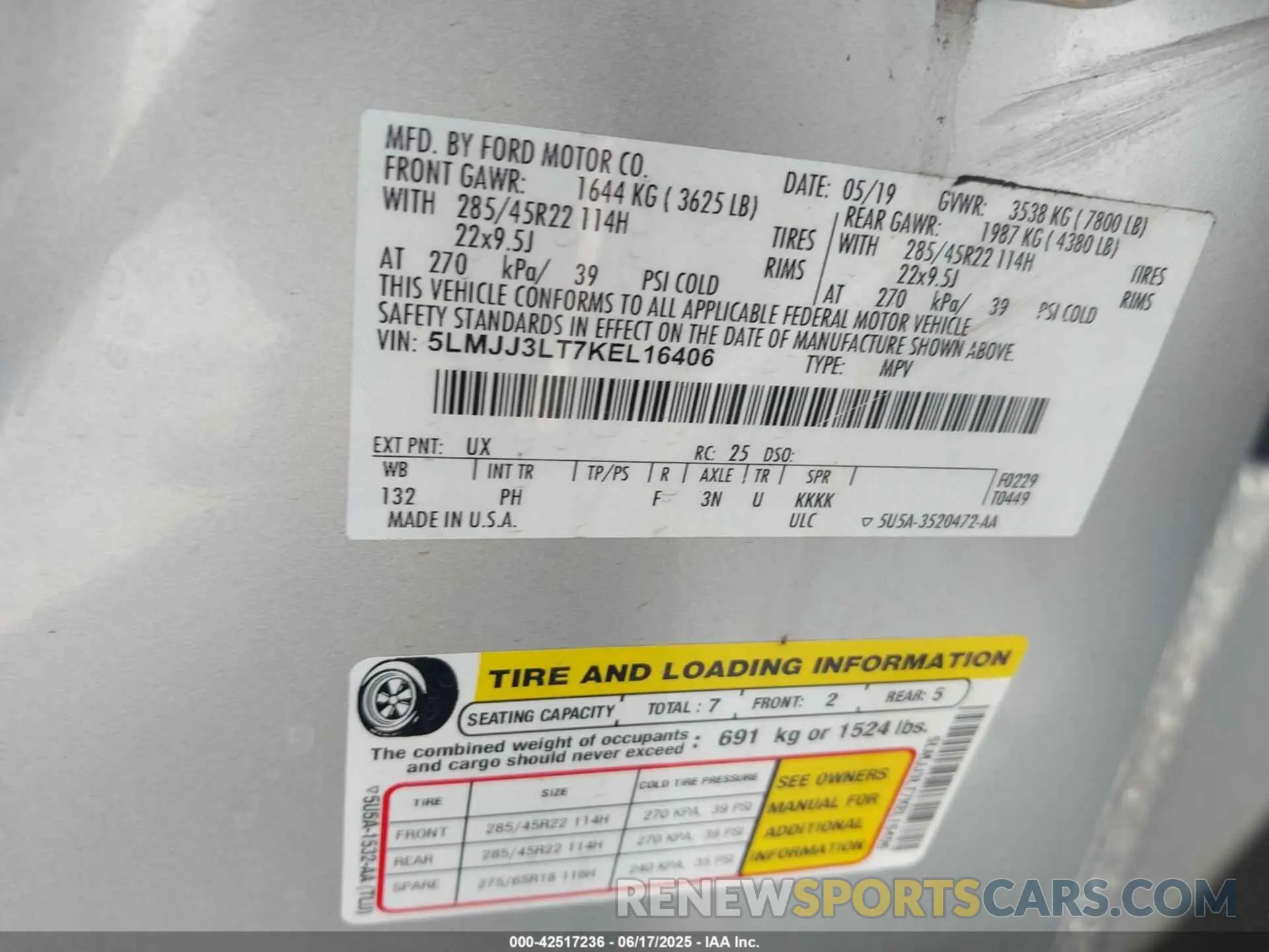9 Photograph of a damaged car 5LMJJ3LT7KEL16406 LINCOLN NAVIGATOR L 2019