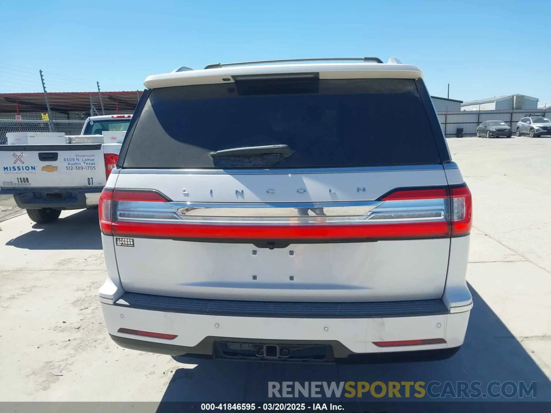 16 Photograph of a damaged car 5LMJJ3LT9KEL16780 LINCOLN NAVIGATOR L 2019