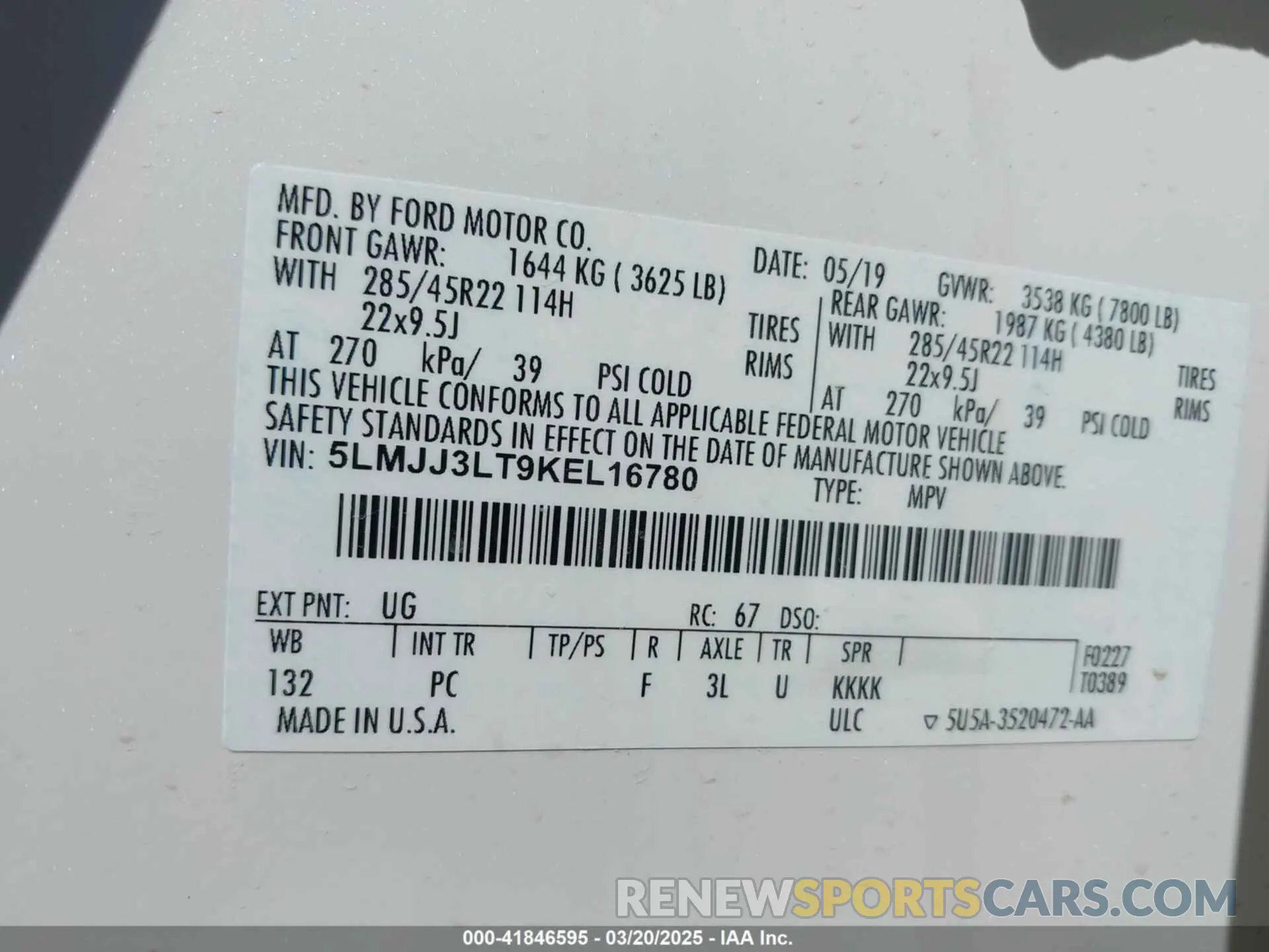 9 Photograph of a damaged car 5LMJJ3LT9KEL16780 LINCOLN NAVIGATOR L 2019