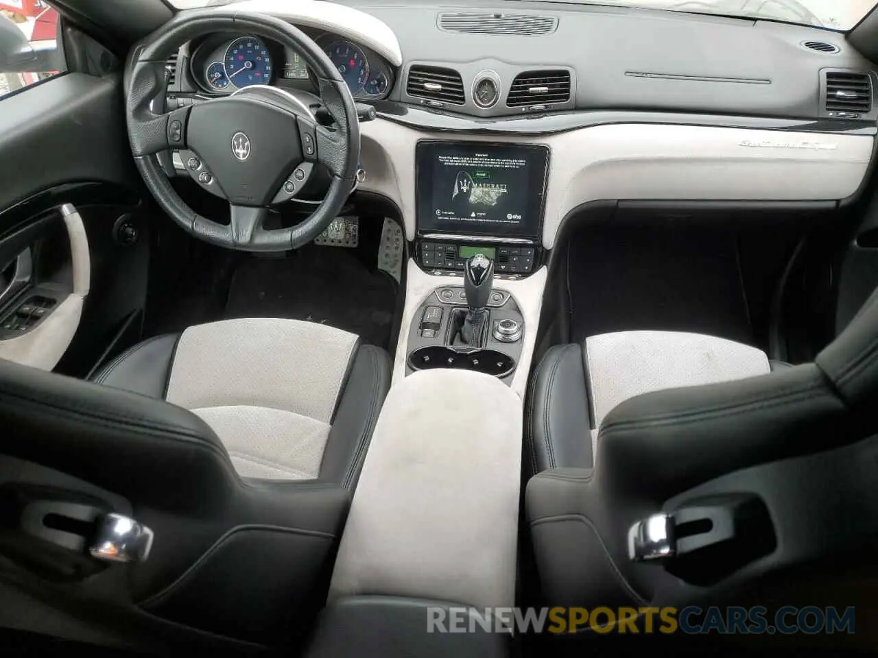 8 Photograph of a damaged car ZAM45VMA4K0315806 MASERATI ALL MODELS 2019