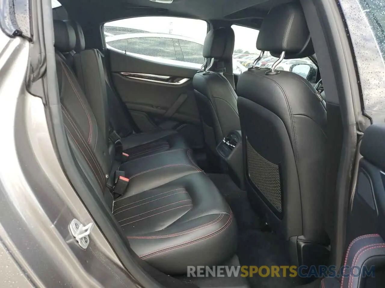 10 Photograph of a damaged car ZAM57XSA2K1328545 MASERATI ALL MODELS 2019