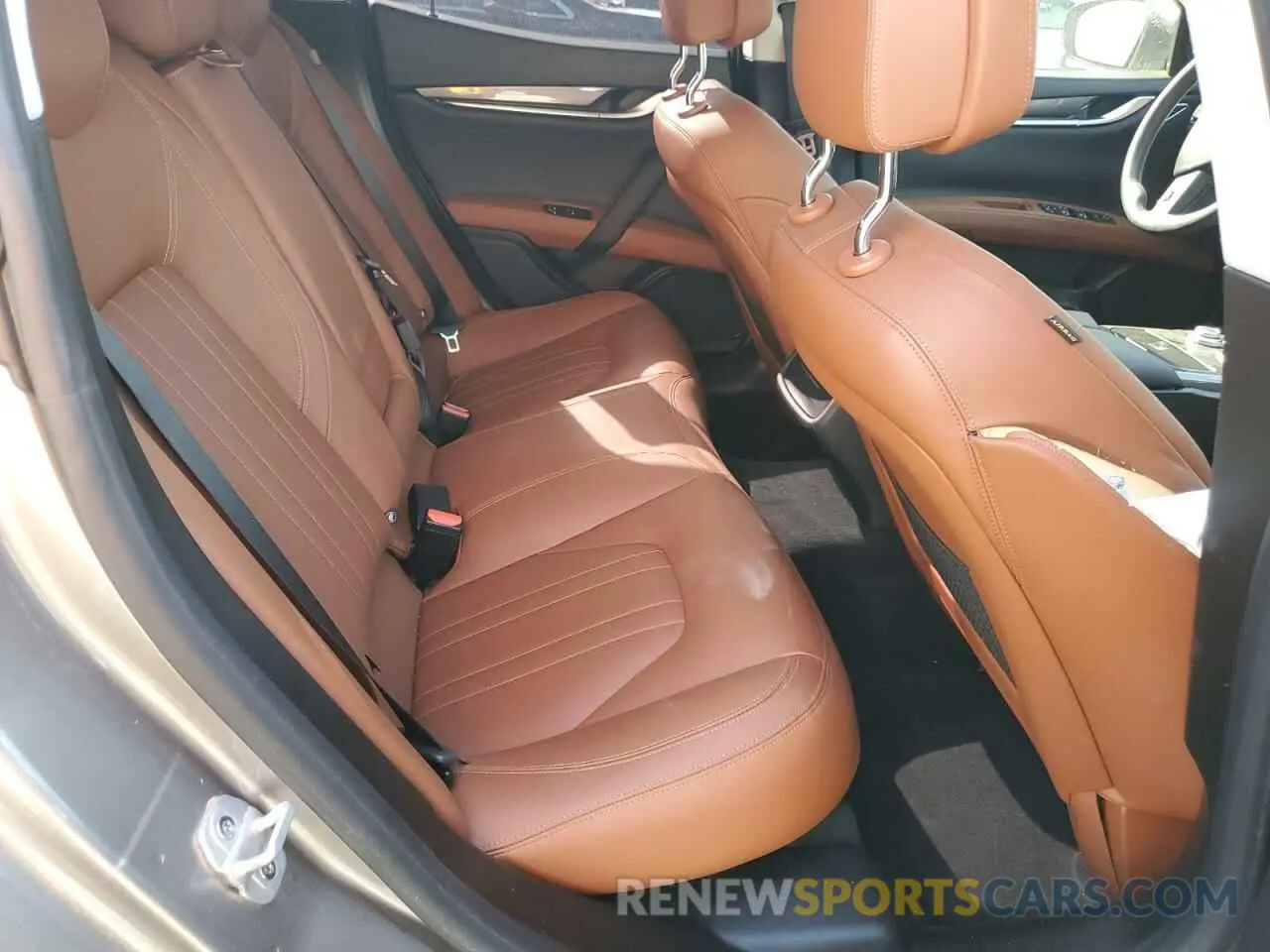 10 Photograph of a damaged car ZAM57XSA4K1315392 MASERATI ALL MODELS 2019