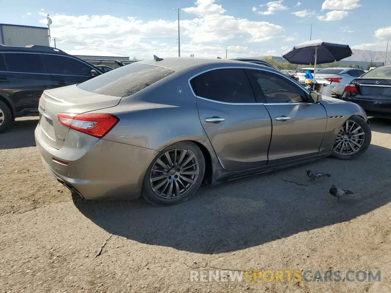 3 Photograph of a damaged car ZAM57XSA4K1315392 MASERATI ALL MODELS 2019