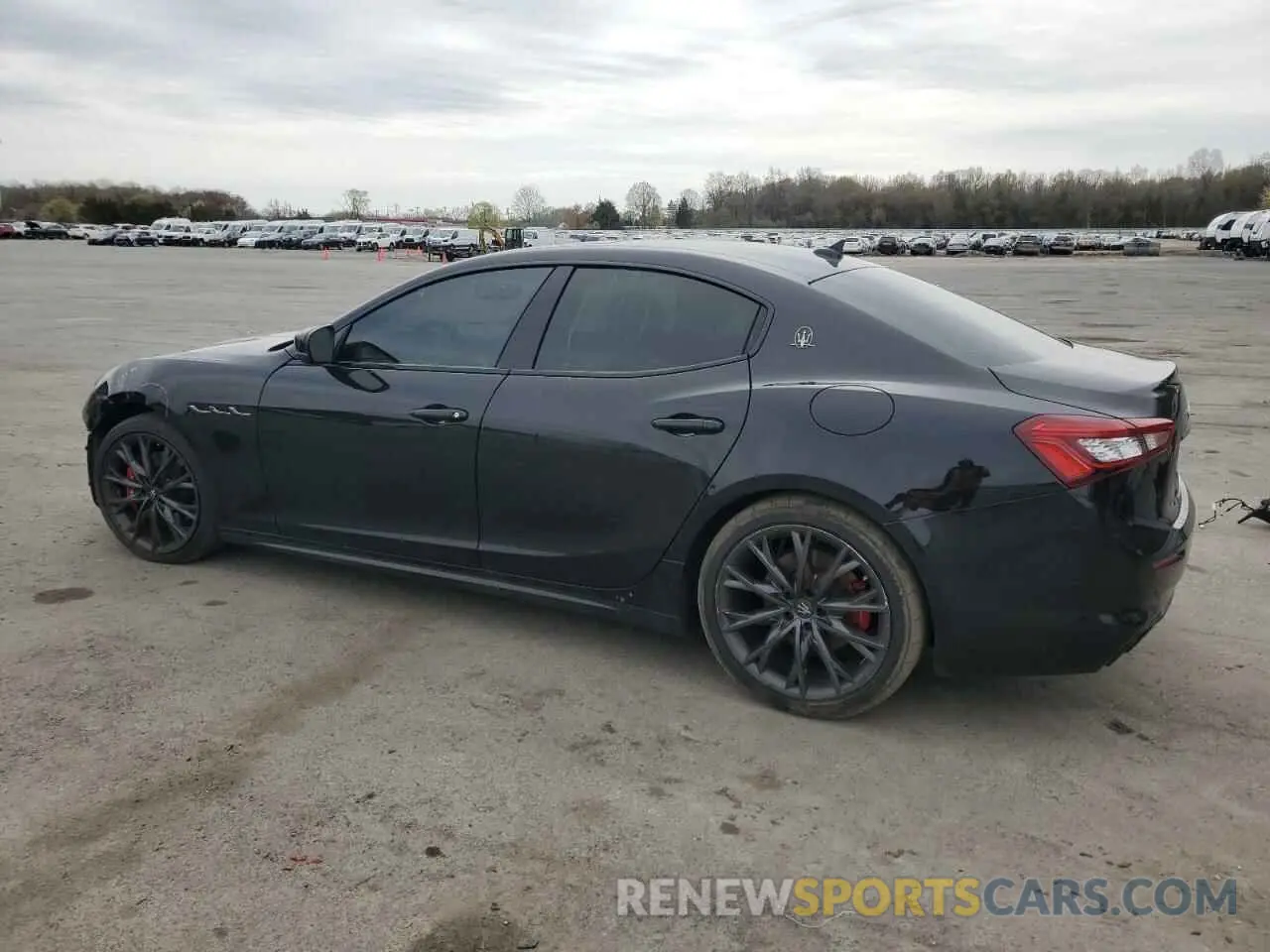 2 Photograph of a damaged car ZAM57XSA4K1324951 MASERATI ALL MODELS 2019