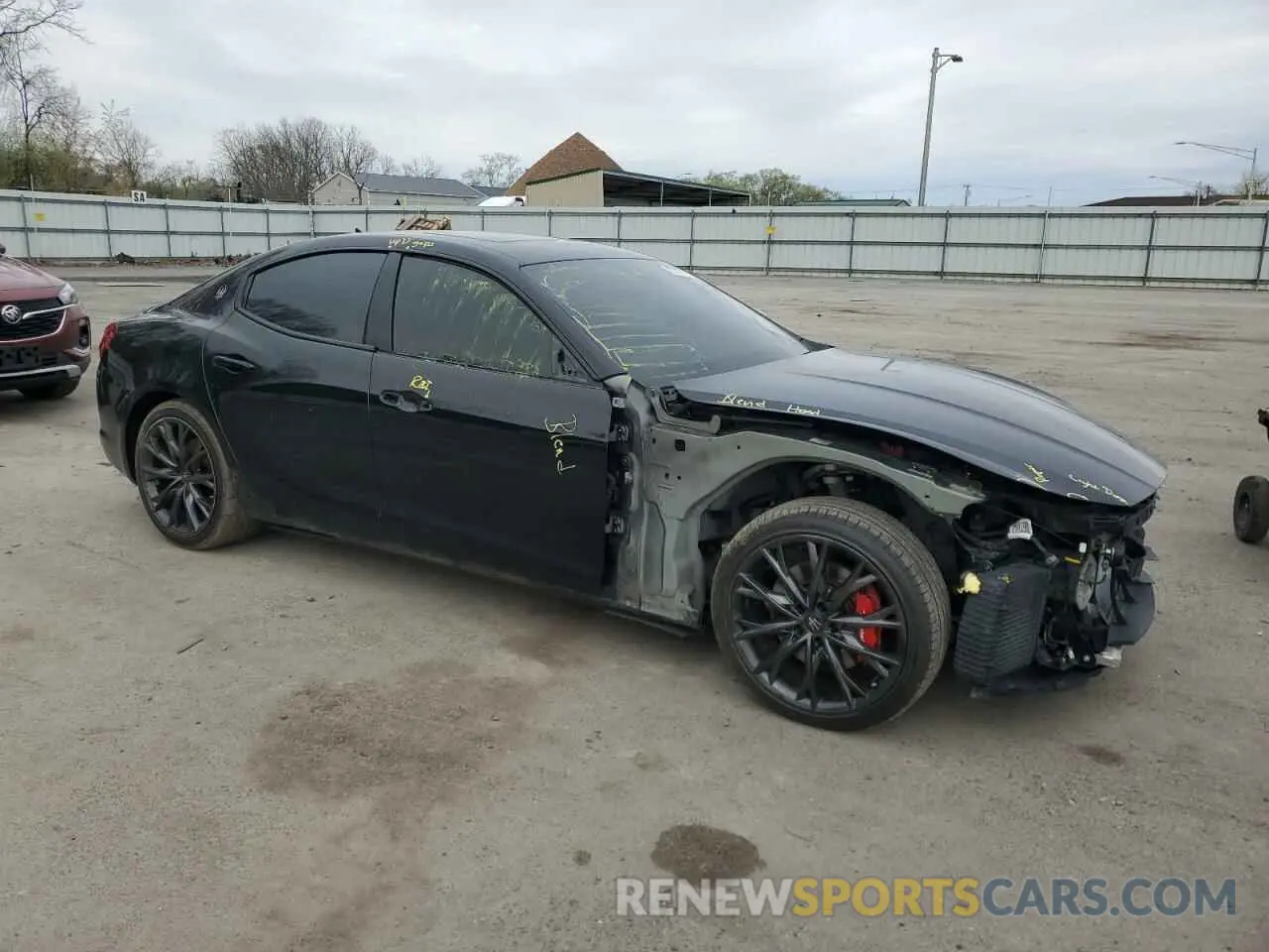 4 Photograph of a damaged car ZAM57XSA4K1324951 MASERATI ALL MODELS 2019