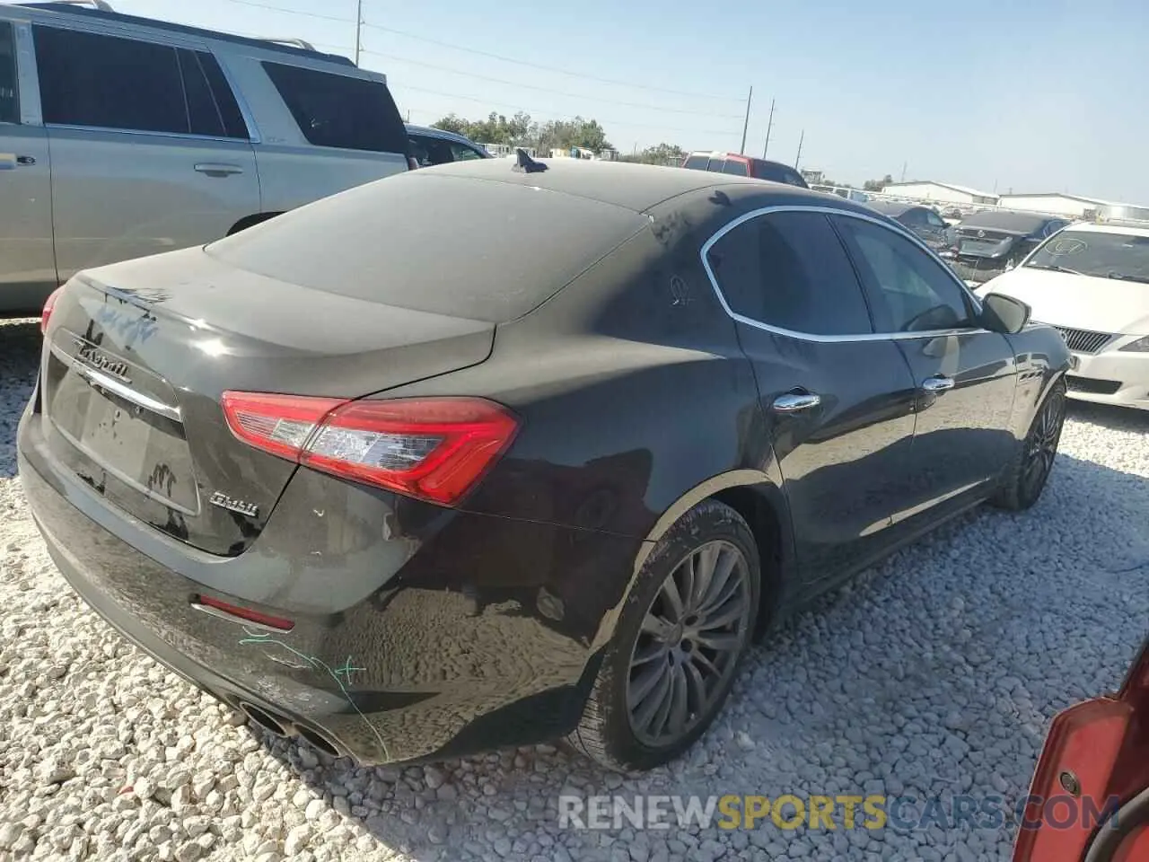 3 Photograph of a damaged car ZAM57XSA9K1312701 MASERATI ALL MODELS 2019