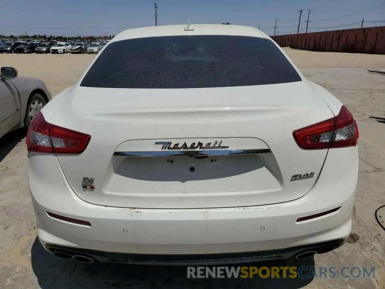 6 Photograph of a damaged car ZAM57XSAXK1310133 MASERATI ALL MODELS 2019