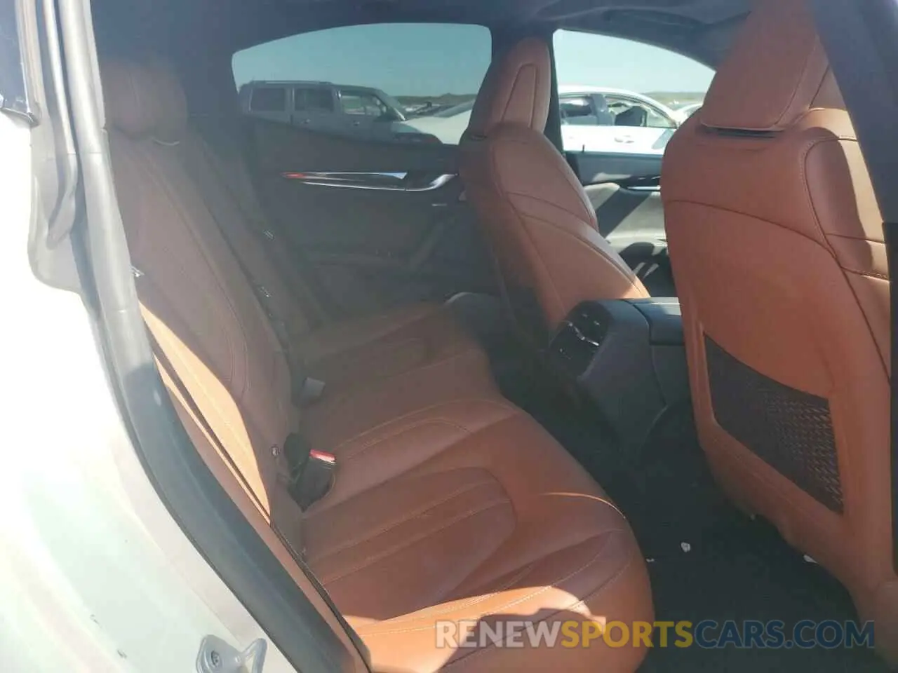 10 Photograph of a damaged car ZAM57XSS3K1319202 MASERATI ALL MODELS 2019