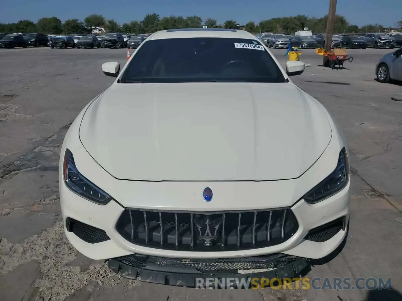 5 Photograph of a damaged car ZAM57XSS3K1319202 MASERATI ALL MODELS 2019