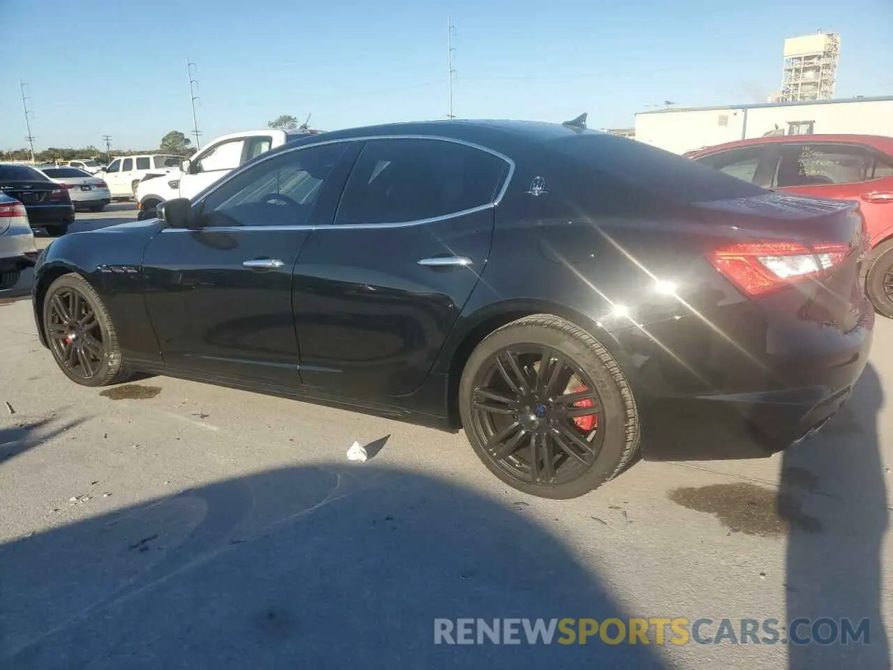 2 Photograph of a damaged car ZAM57XSS4K1311304 MASERATI ALL MODELS 2019