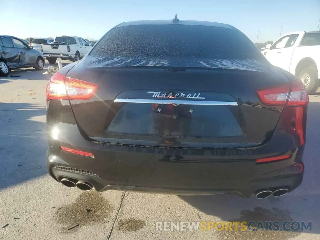 6 Photograph of a damaged car ZAM57XSS4K1311304 MASERATI ALL MODELS 2019