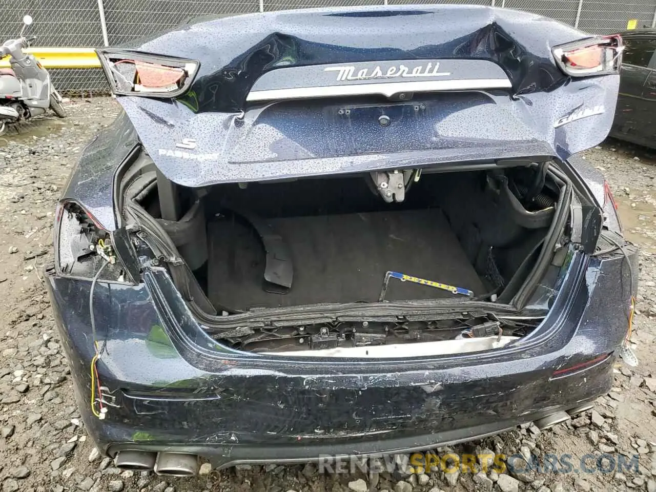 6 Photograph of a damaged car ZAM57YSA5K1315147 MASERATI ALL MODELS 2019