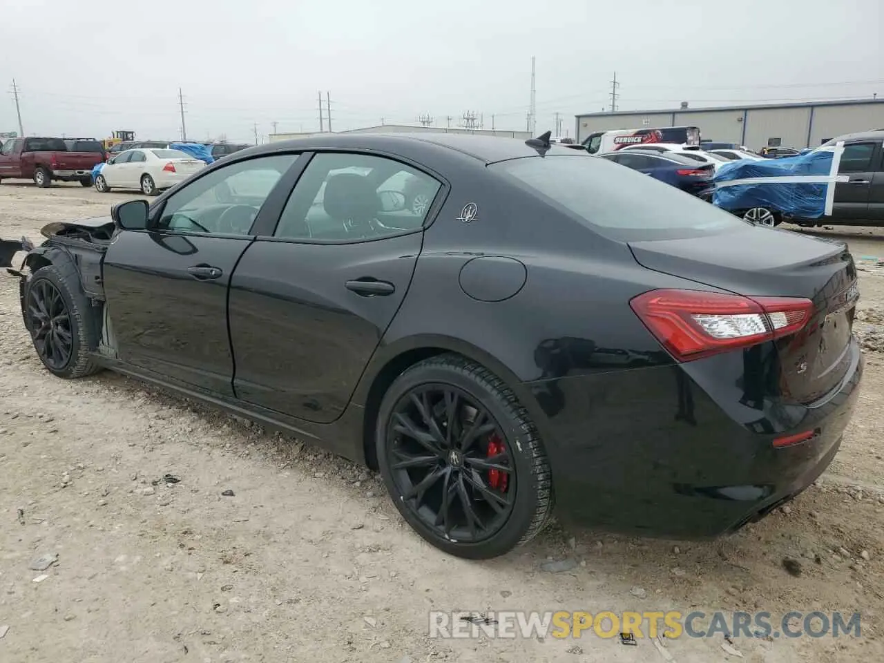 2 Photograph of a damaged car ZAM57YSA9K1334039 MASERATI ALL MODELS 2019