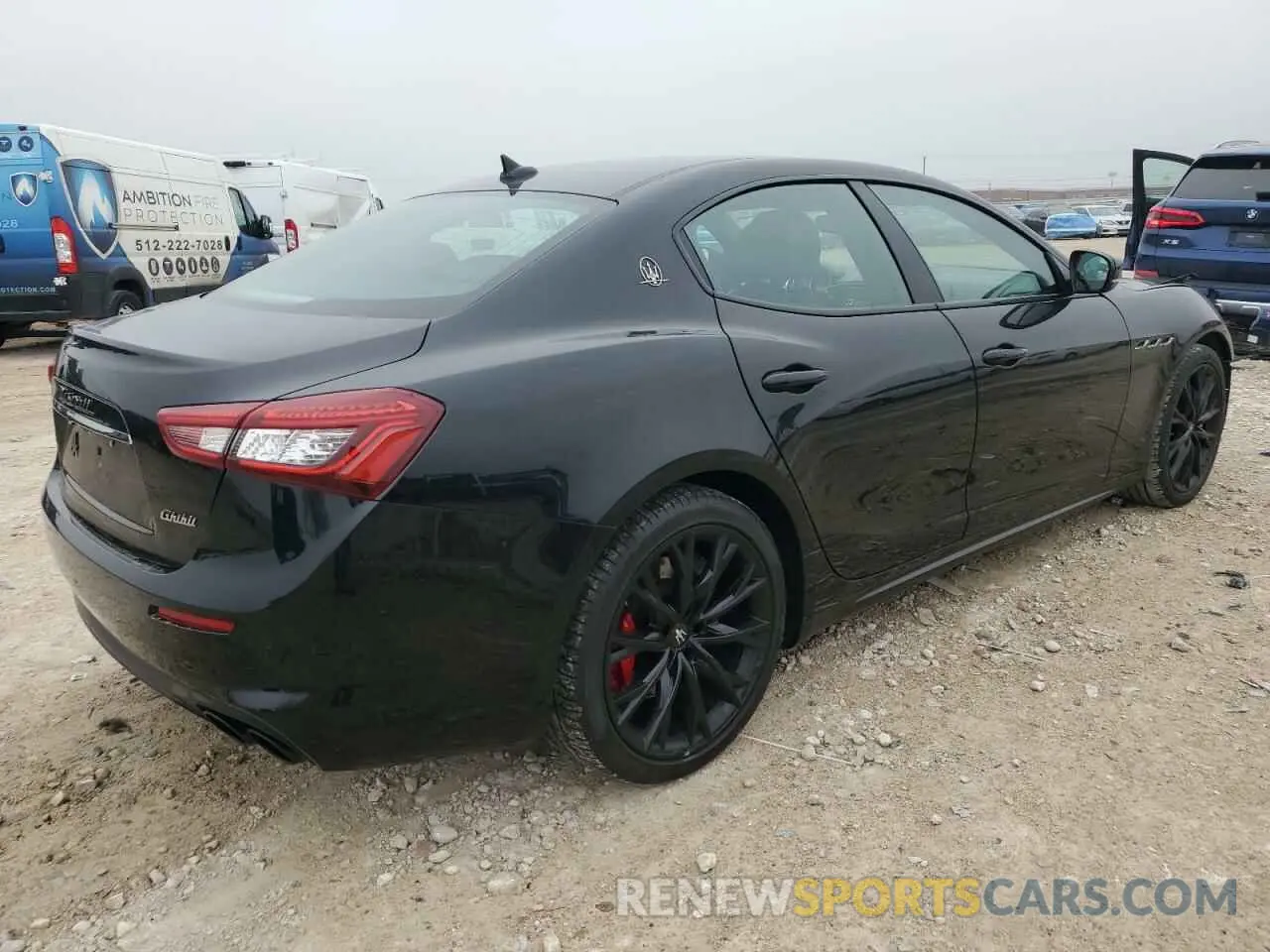 3 Photograph of a damaged car ZAM57YSA9K1334039 MASERATI ALL MODELS 2019