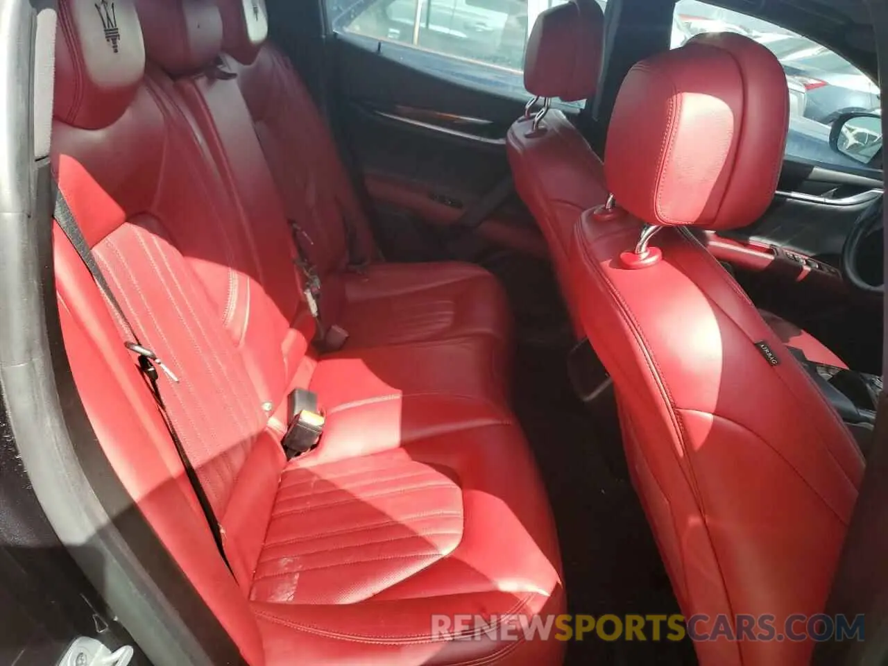 10 Photograph of a damaged car ZAM57YSL1K1323649 MASERATI ALL MODELS 2019