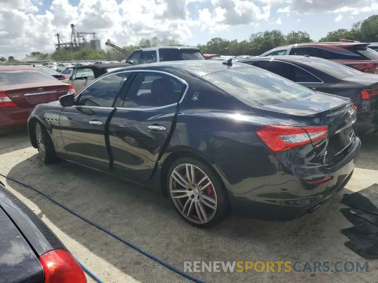 2 Photograph of a damaged car ZAM57YSL1K1323649 MASERATI ALL MODELS 2019