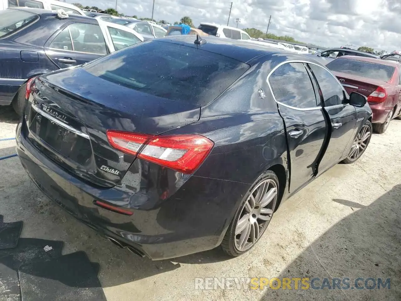 3 Photograph of a damaged car ZAM57YSL1K1323649 MASERATI ALL MODELS 2019