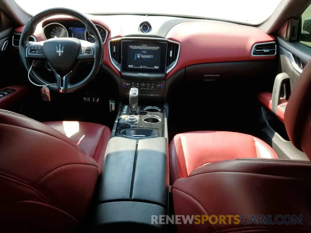 8 Photograph of a damaged car ZAM57YSL2K1320159 MASERATI ALL MODELS 2019