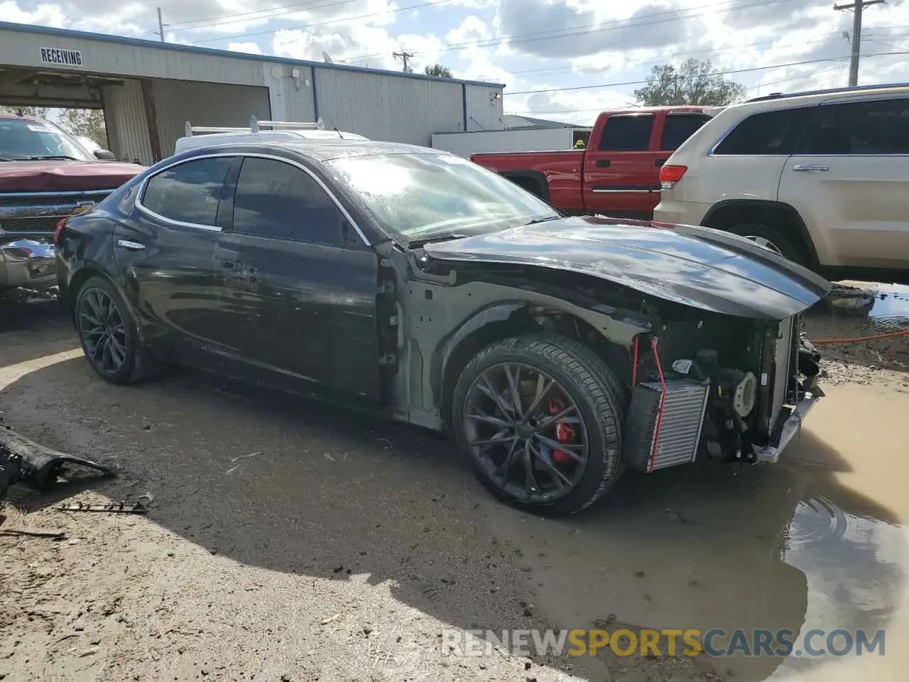 4 Photograph of a damaged car ZAM57YSS1K1338501 MASERATI ALL MODELS 2019