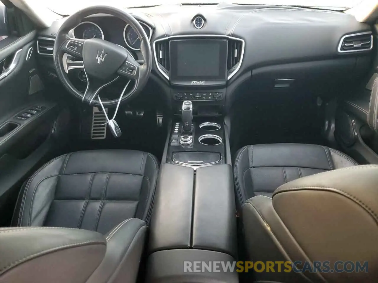 8 Photograph of a damaged car ZAM57YSSXK1338528 MASERATI ALL MODELS 2019