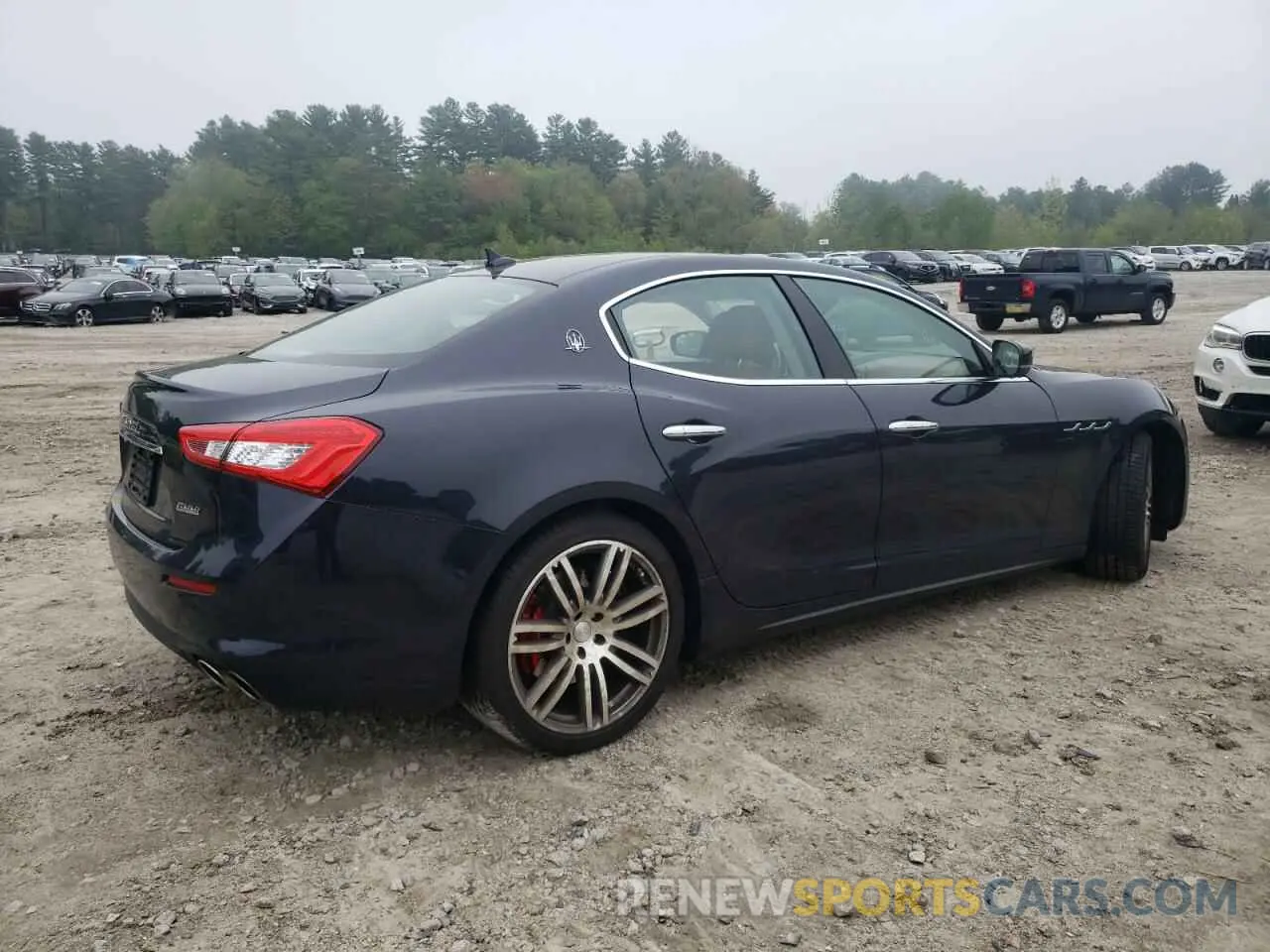 3 Photograph of a damaged car ZAM57YTA0K1335806 MASERATI ALL MODELS 2019