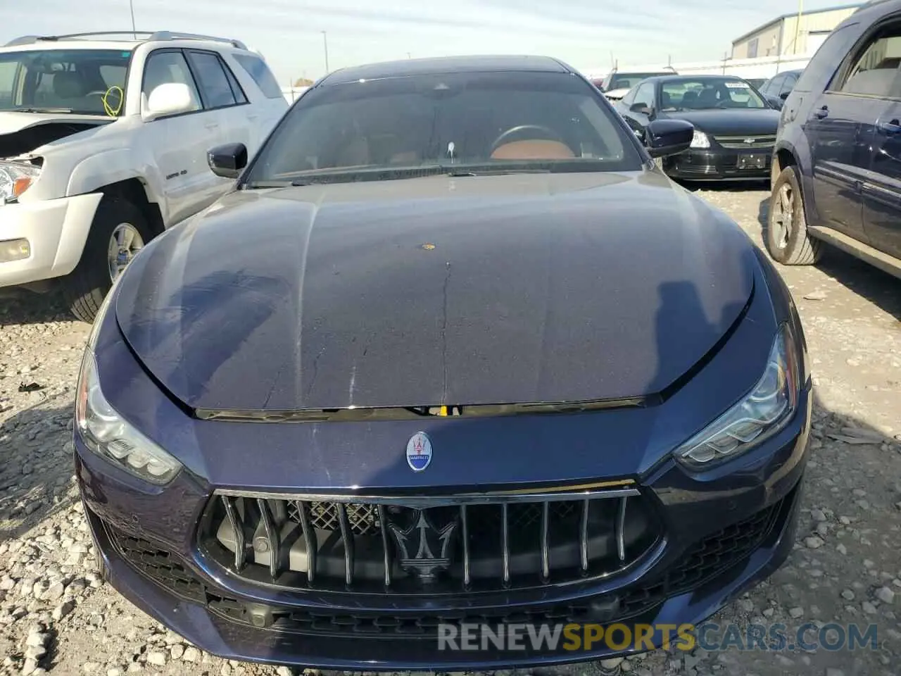5 Photograph of a damaged car ZAM57YTA7K1330439 MASERATI ALL MODELS 2019