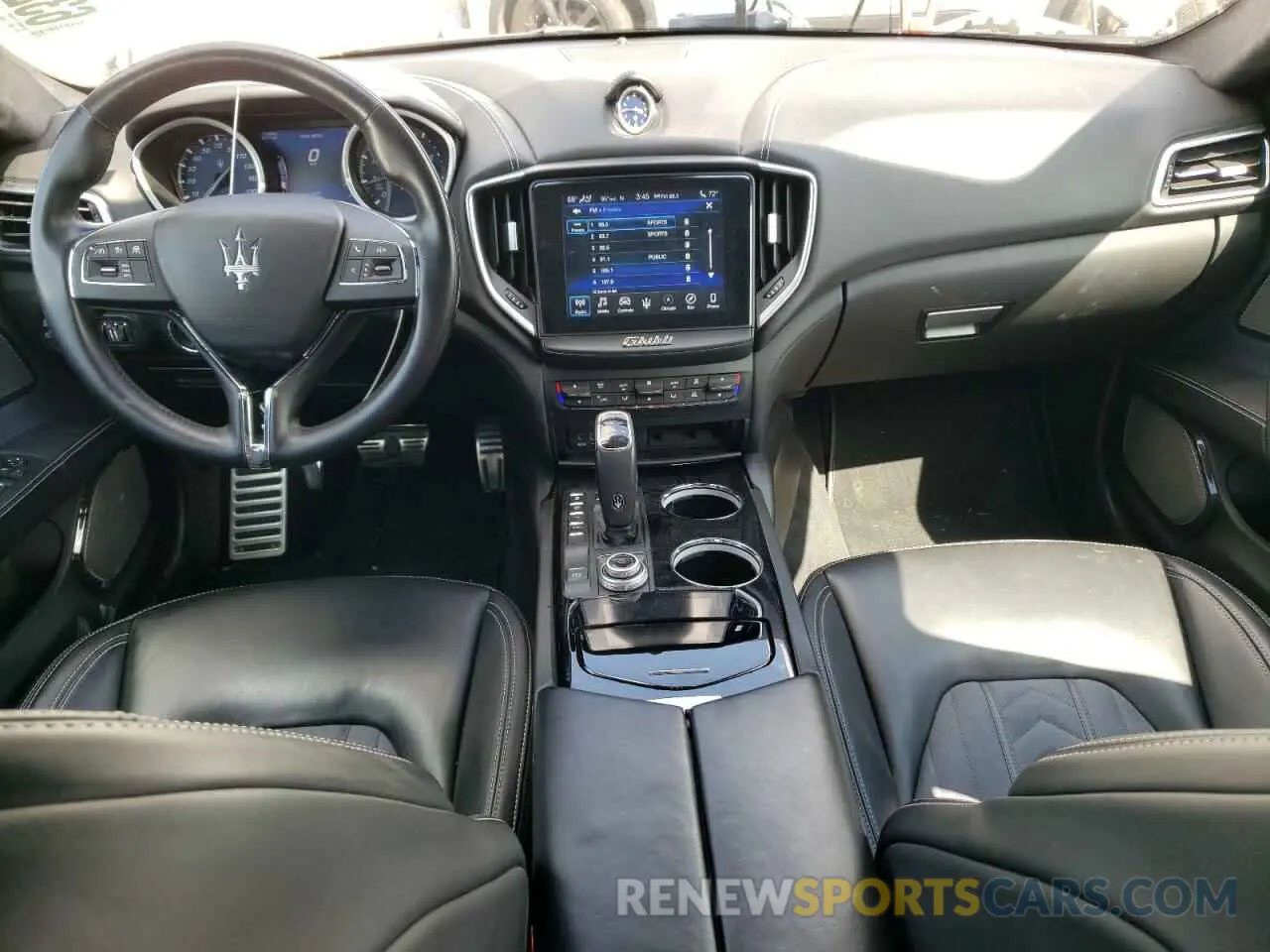 8 Photograph of a damaged car ZAM57YTL4K1312711 MASERATI ALL MODELS 2019