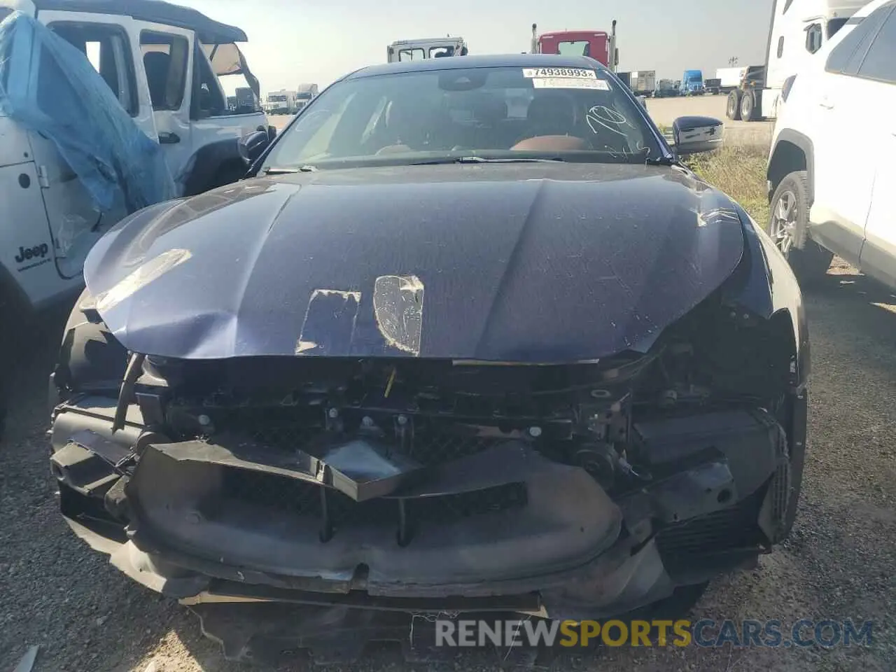 5 Photograph of a damaged car ZAM57YTLXK1314852 MASERATI ALL MODELS 2019