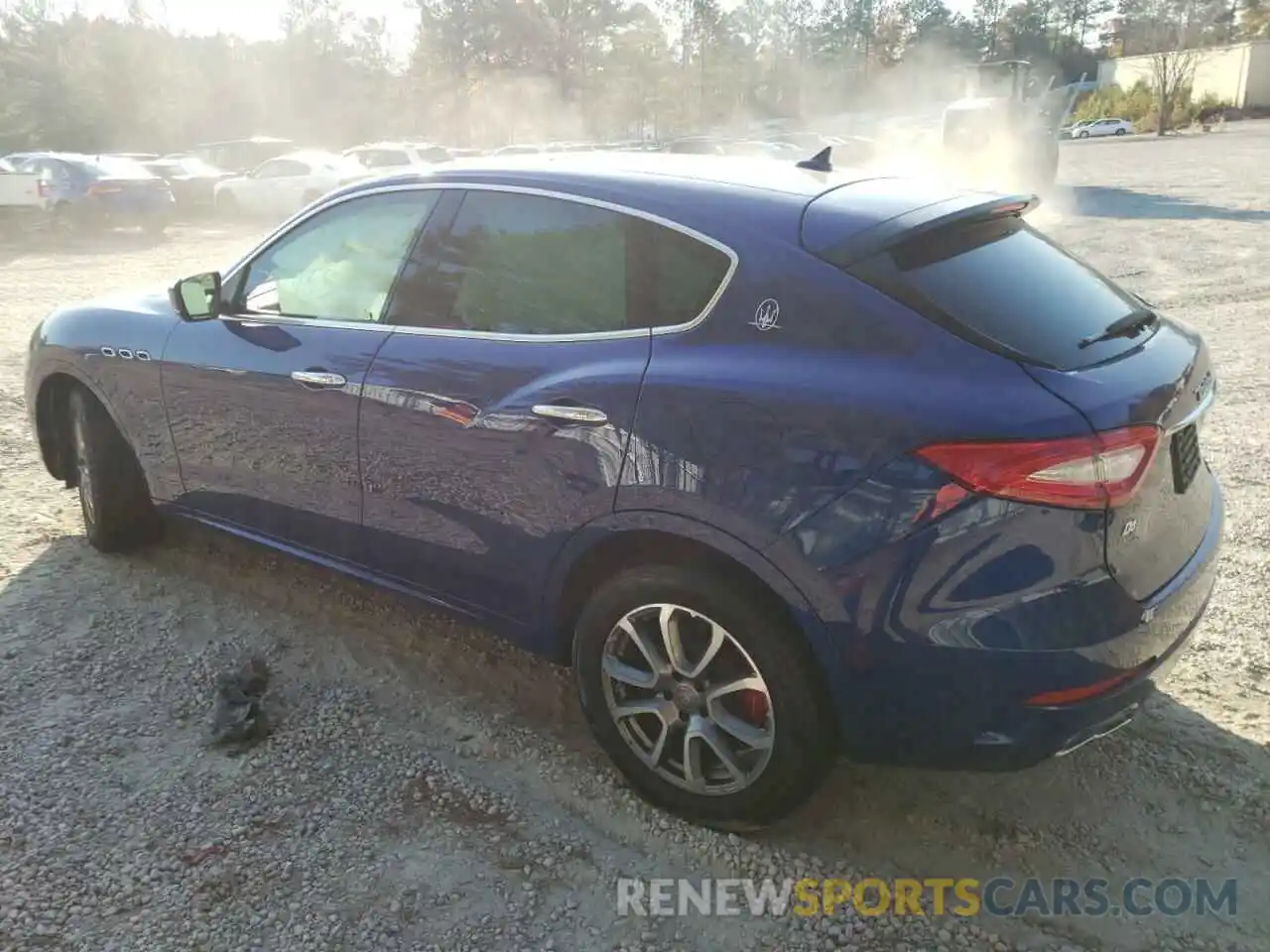 3 Photograph of a damaged car ZN661XUA0KX320611 MASERATI ALL MODELS 2019