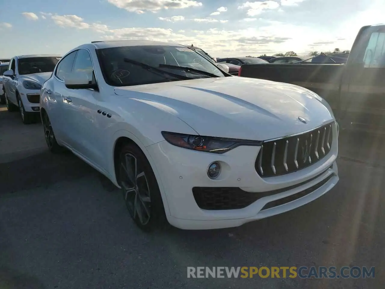 1 Photograph of a damaged car ZN661XUA1KX328037 MASERATI ALL MODELS 2019