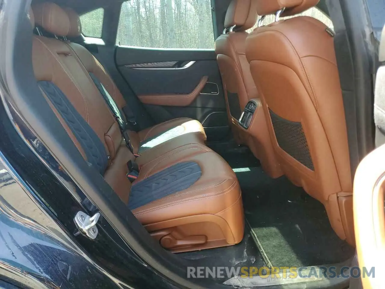 11 Photograph of a damaged car ZN661XUL3KX316909 MASERATI ALL MODELS 2019