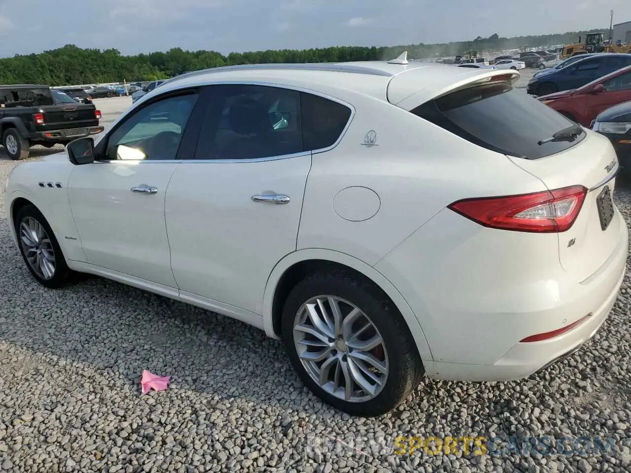 2 Photograph of a damaged car ZN661XUL3KX332835 MASERATI ALL MODELS 2019