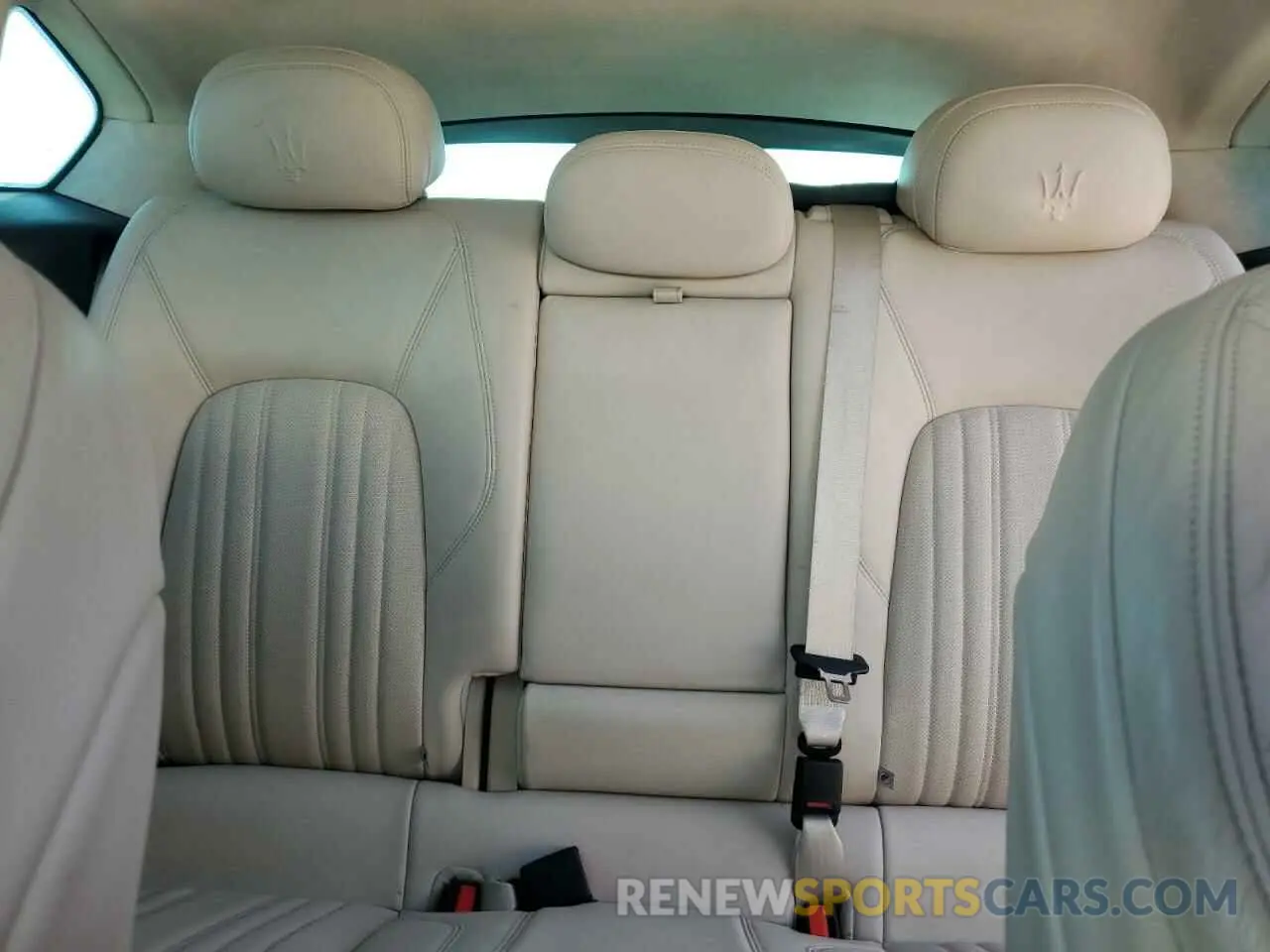 10 Photograph of a damaged car ZN661XUL7KX318713 MASERATI ALL MODELS 2019