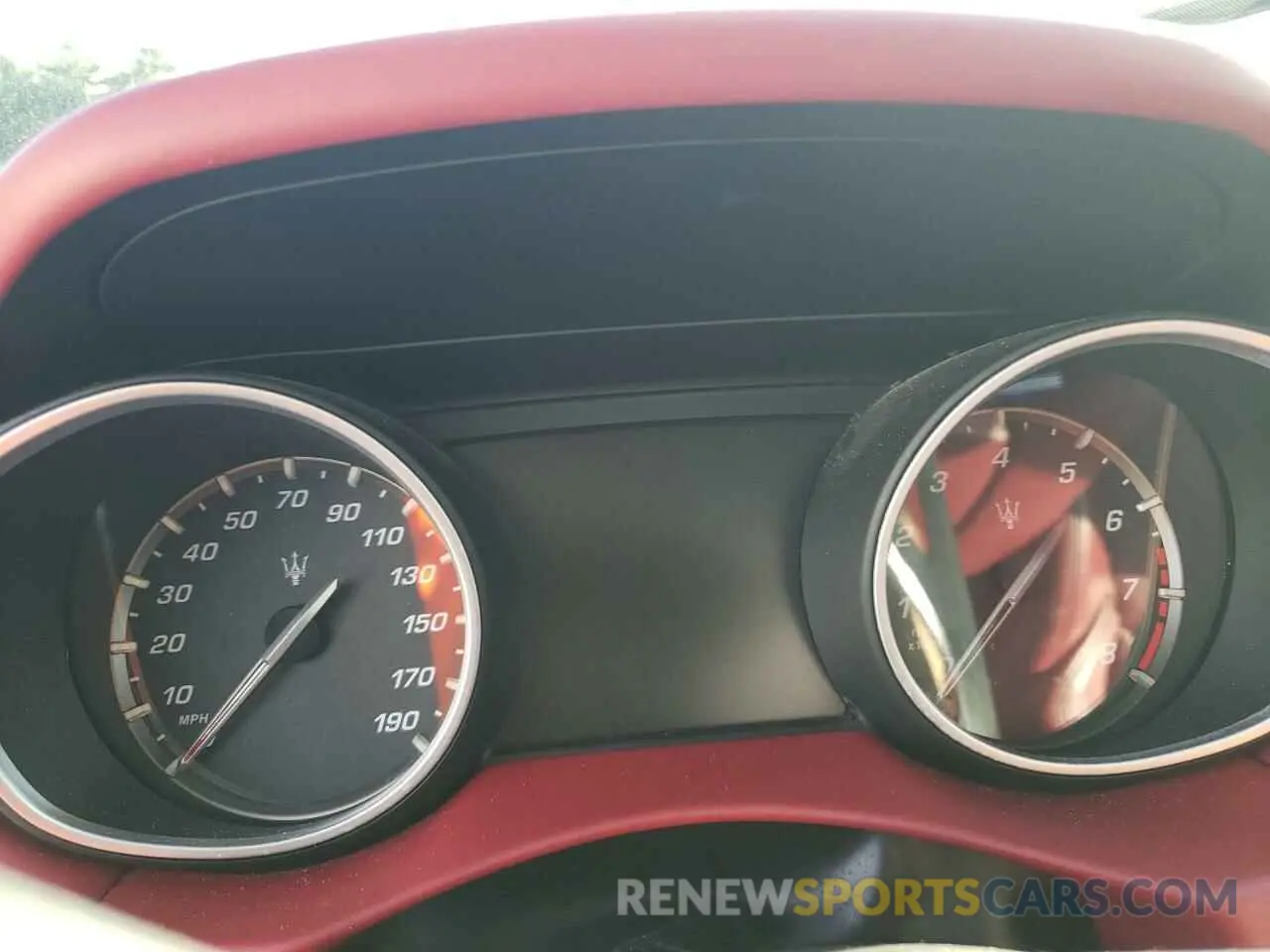 9 Photograph of a damaged car ZN661XUS9KX328117 MASERATI ALL MODELS 2019