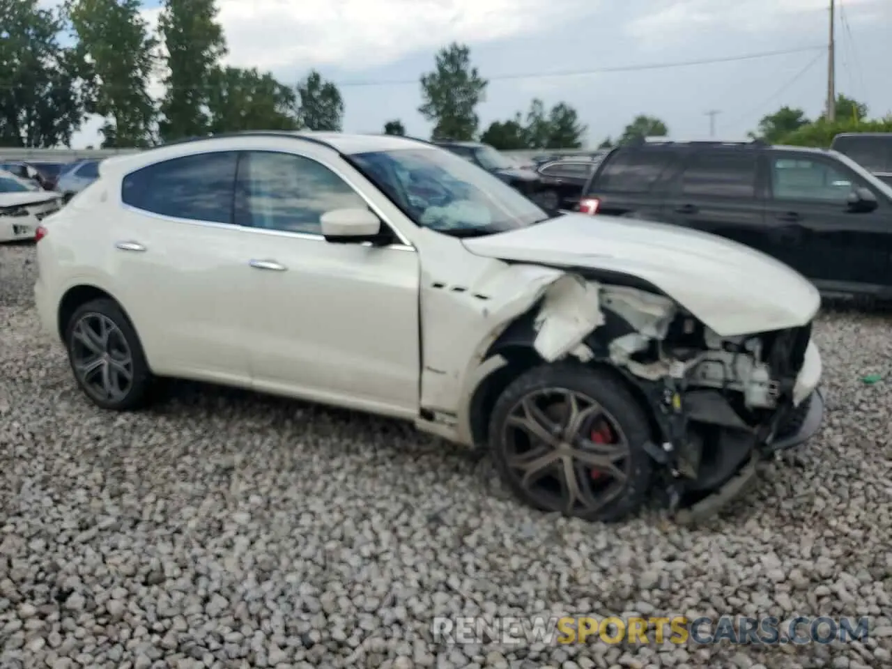 4 Photograph of a damaged car ZN661YUS6KX316657 MASERATI ALL MODELS 2019